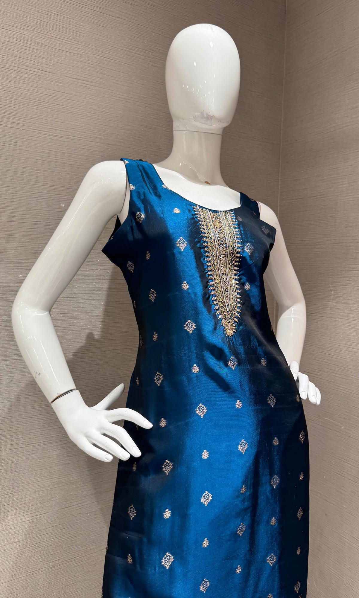 Blue silk Embroidered Kurta Set with dupatta