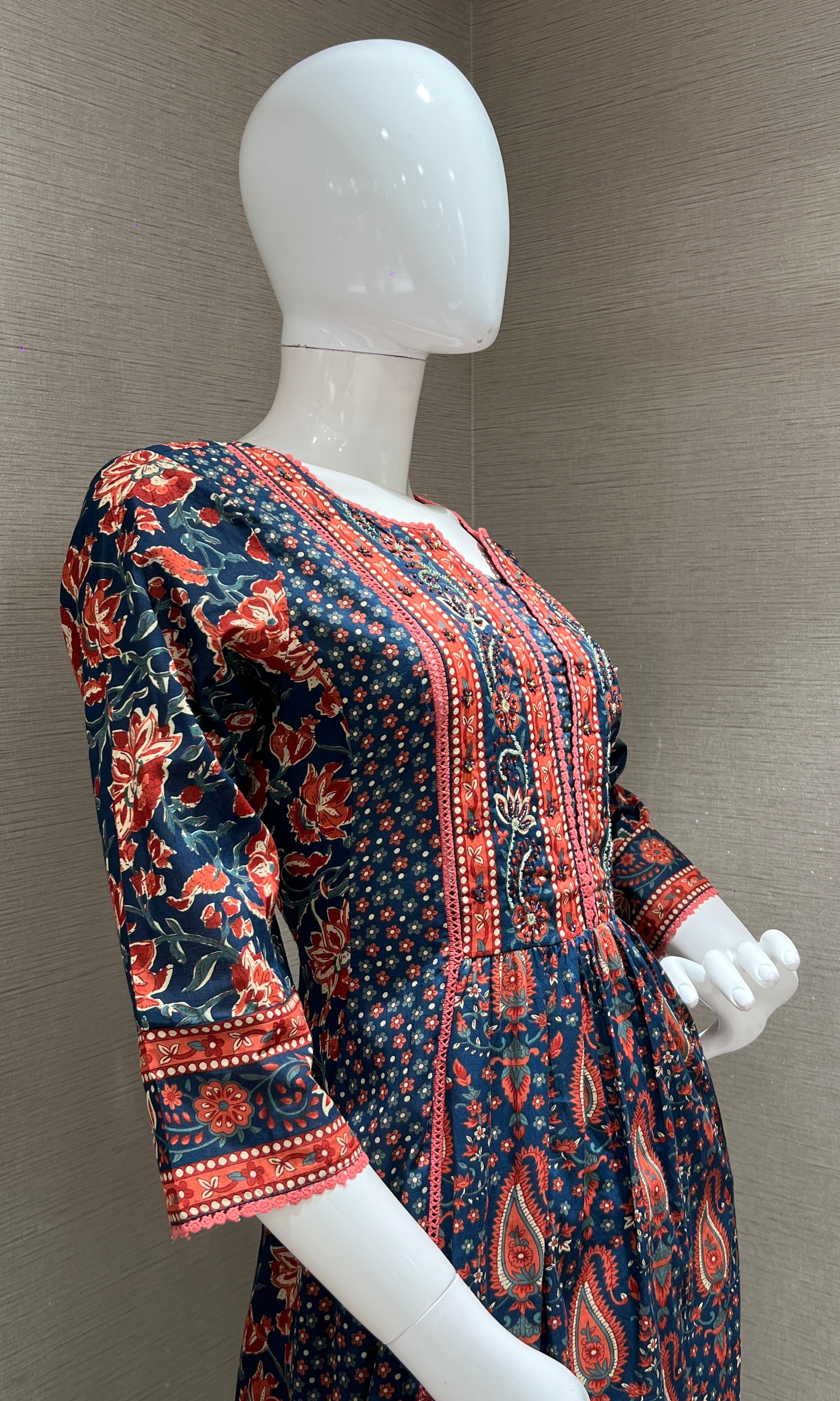 Navi blue Floral Kurta Set with Dupatta