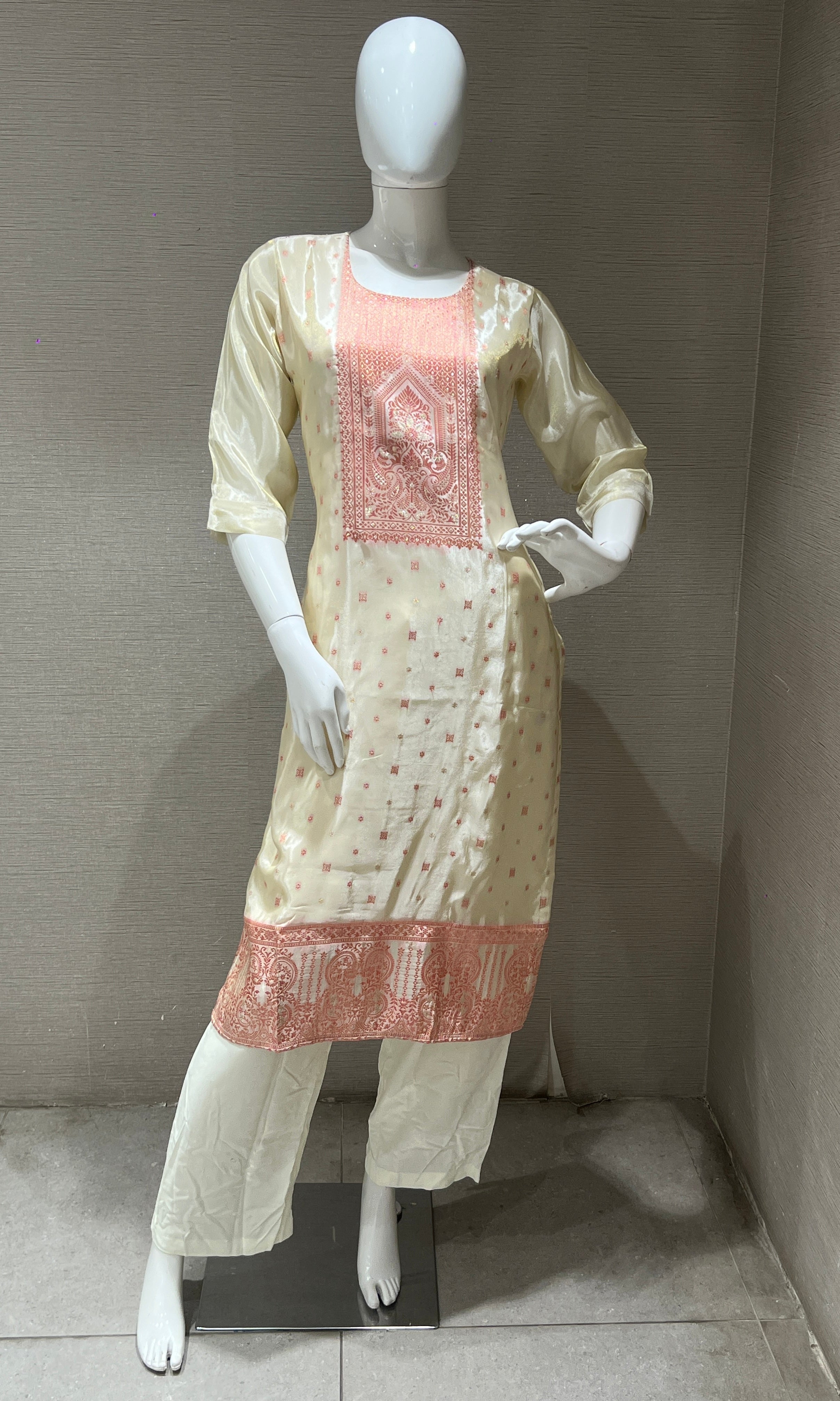 Ivory kurti