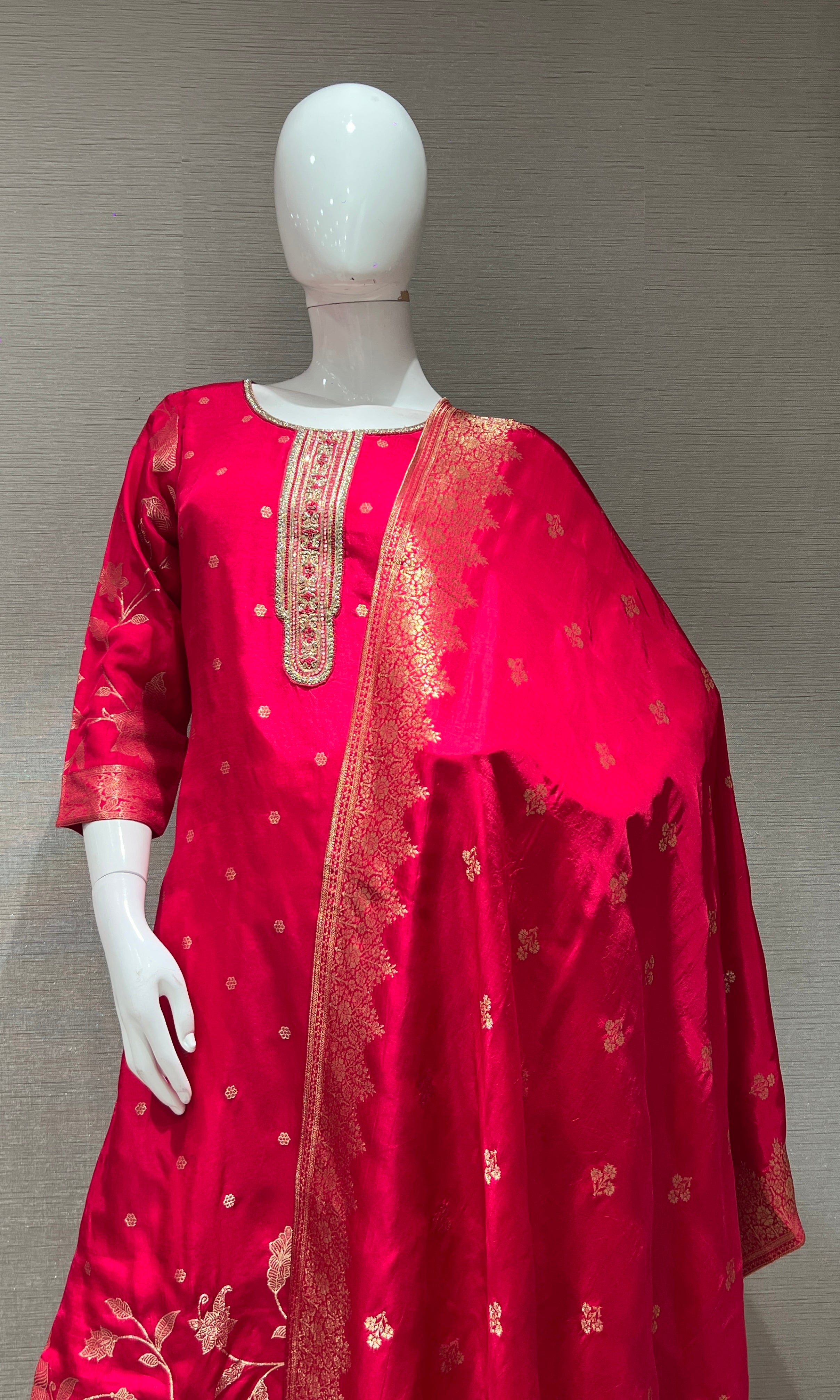 RANI PINK EMBROIDERED KURTA SET