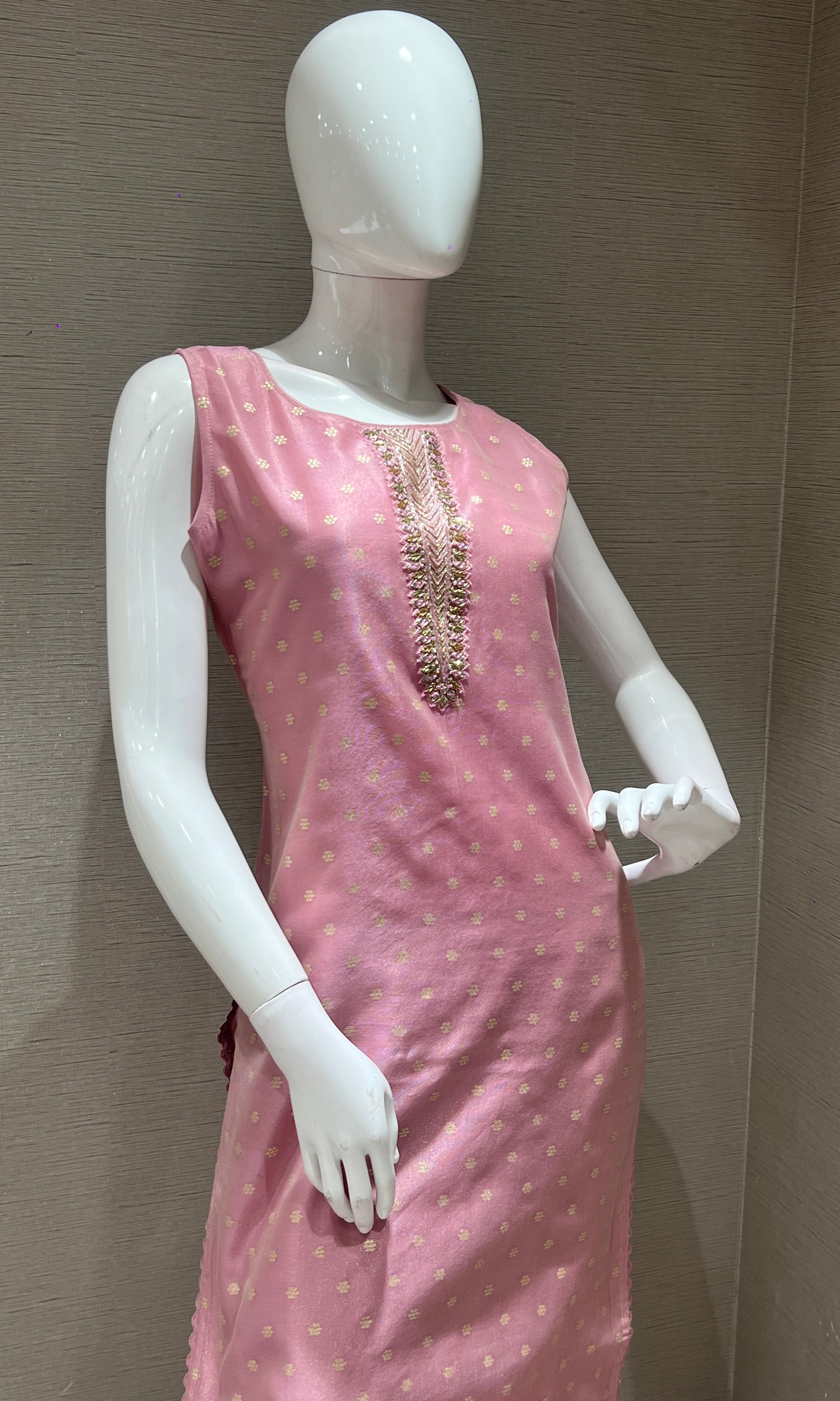 onion pink kurta set with floral printed dupatta