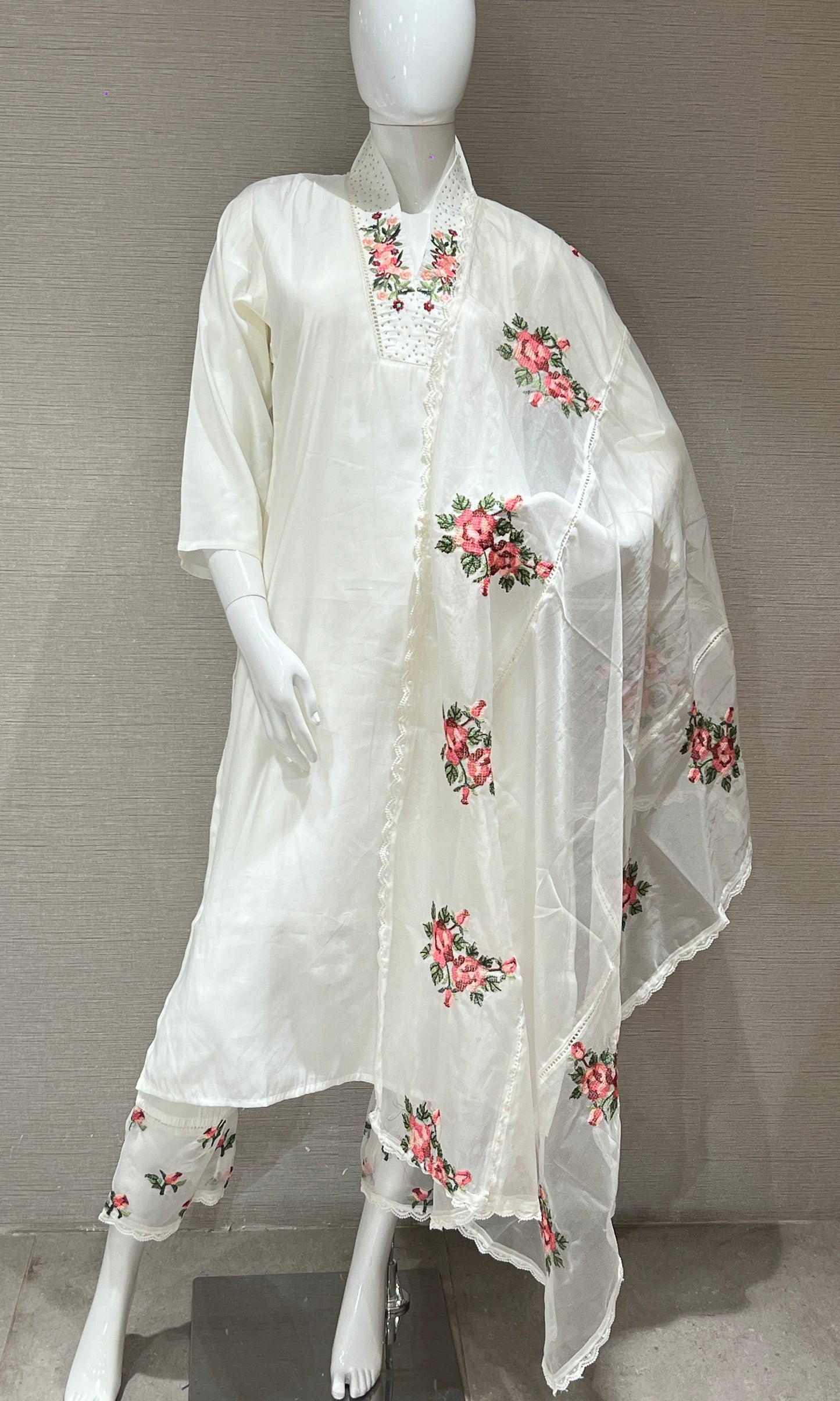 😻White kurta set💐🛍️