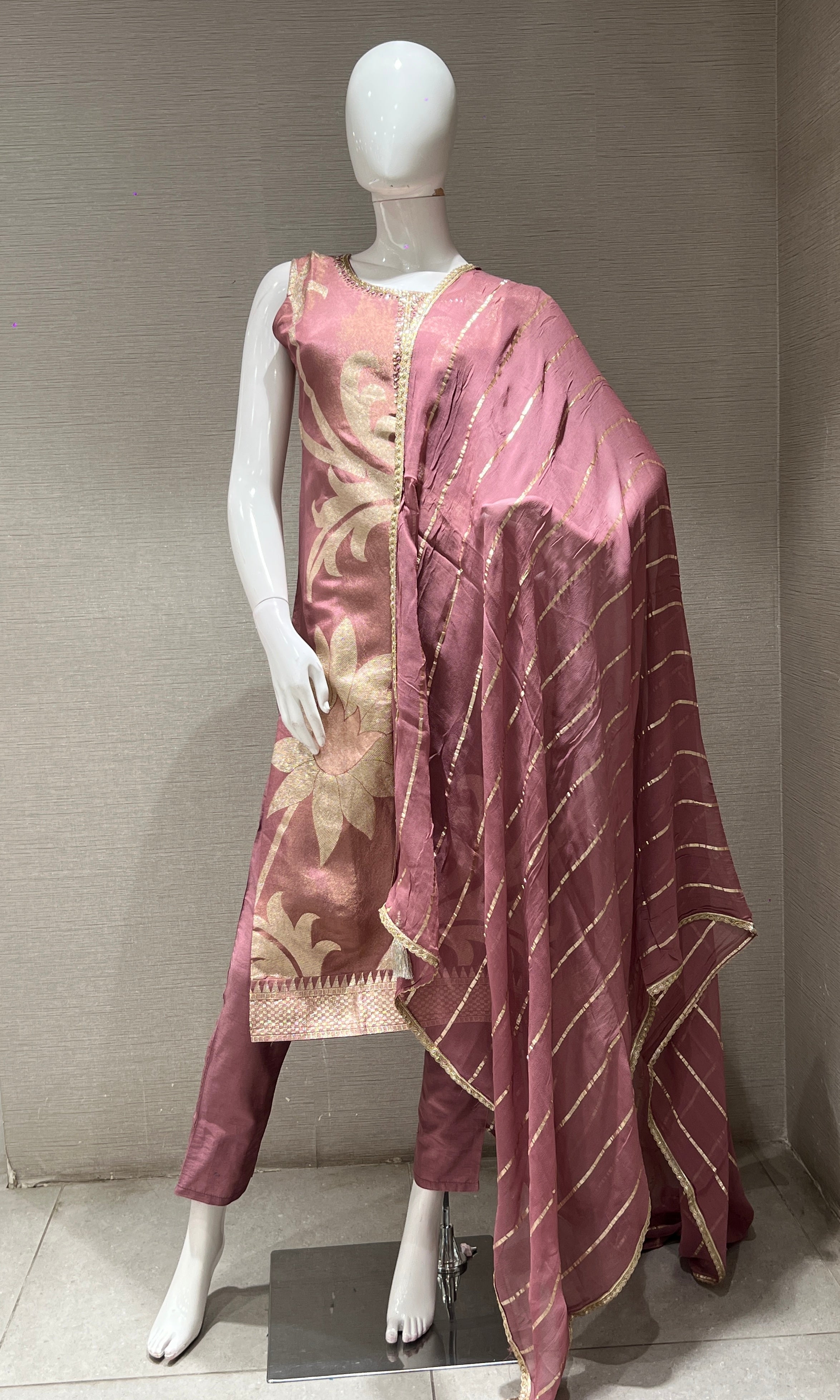 onion pink striped embroidery kurta set