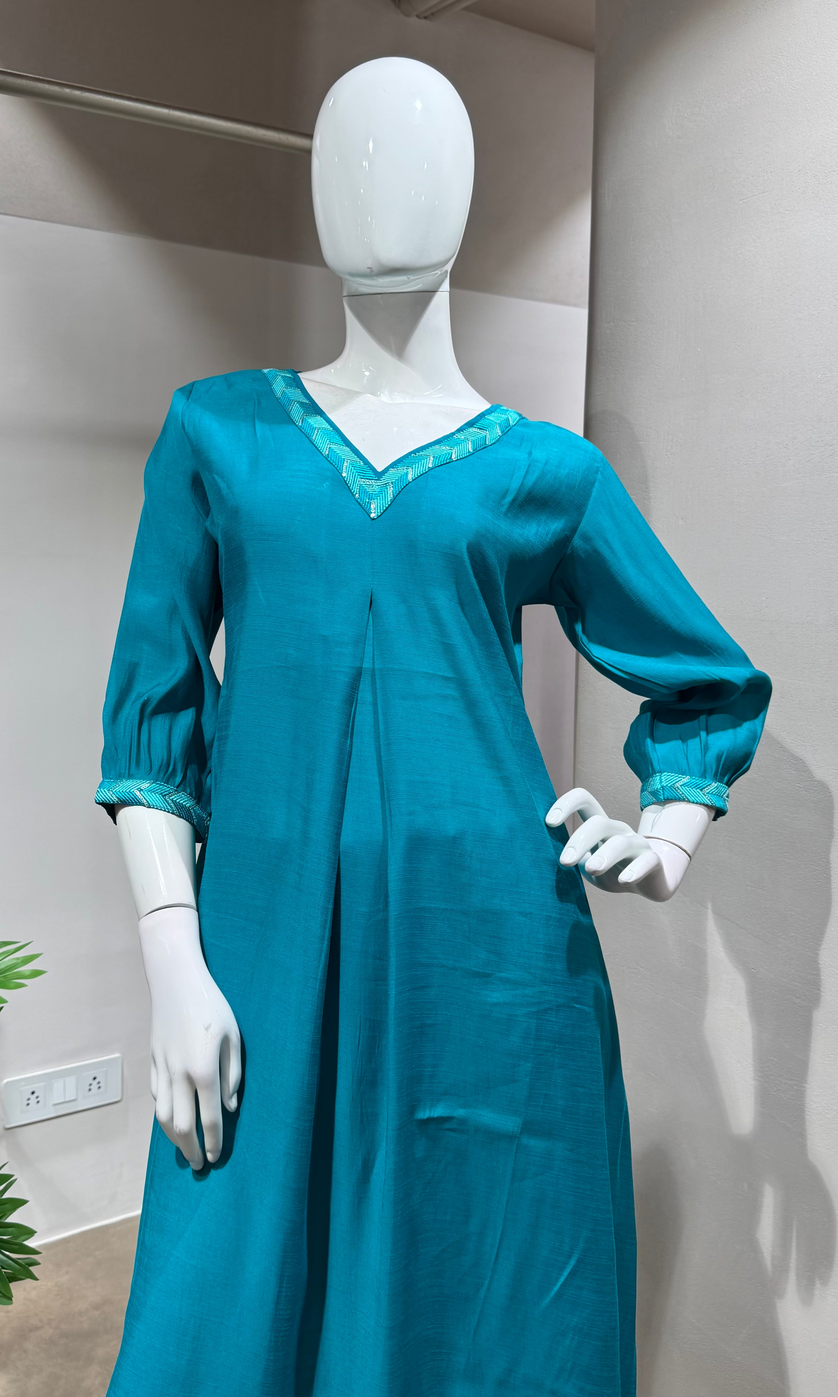 GREEN embroidered kurta set