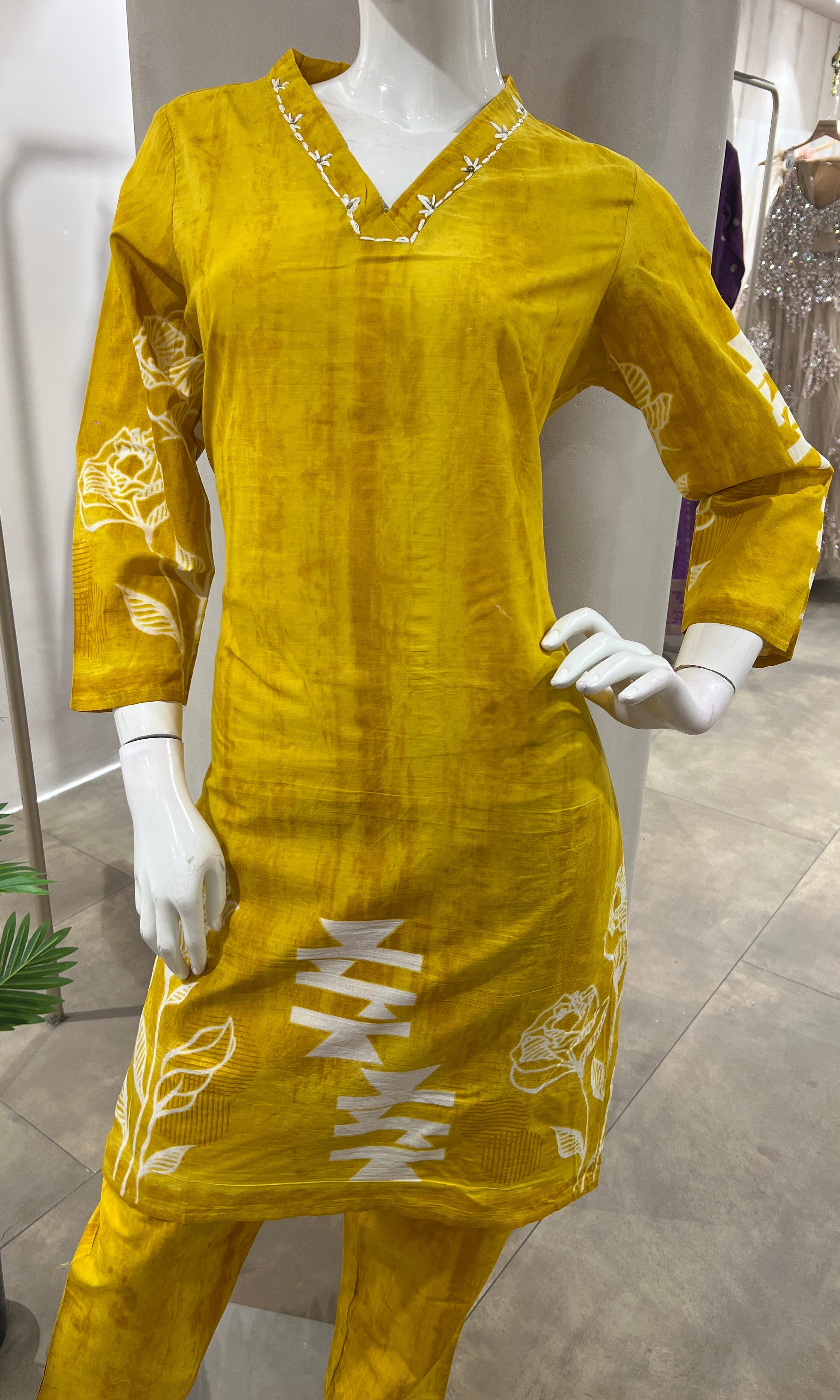 YELLOW PRINTED CORD SET