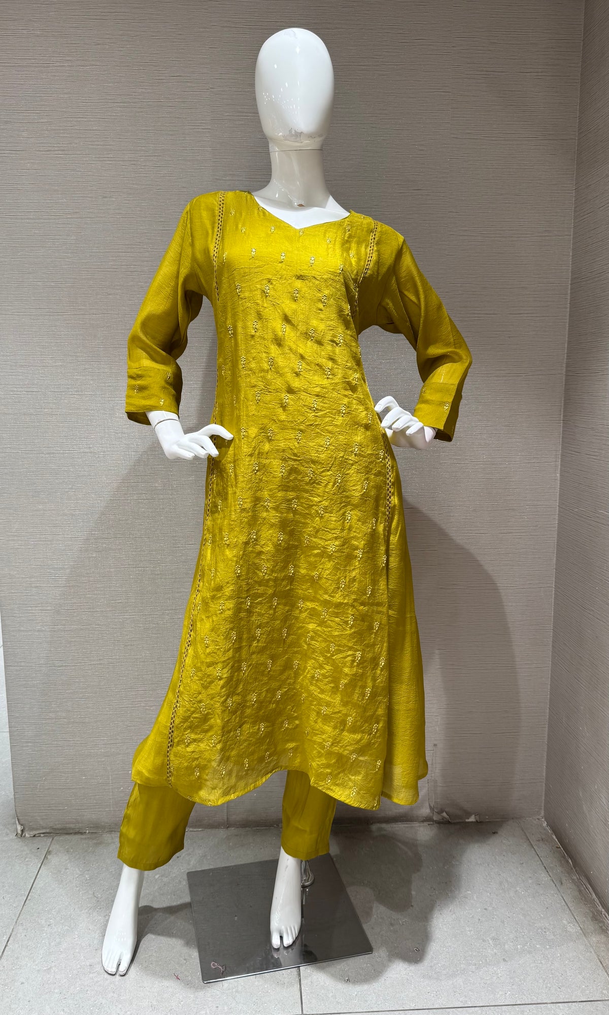 Mehandi Green mul Chanderi Kurta Set with Dupatta