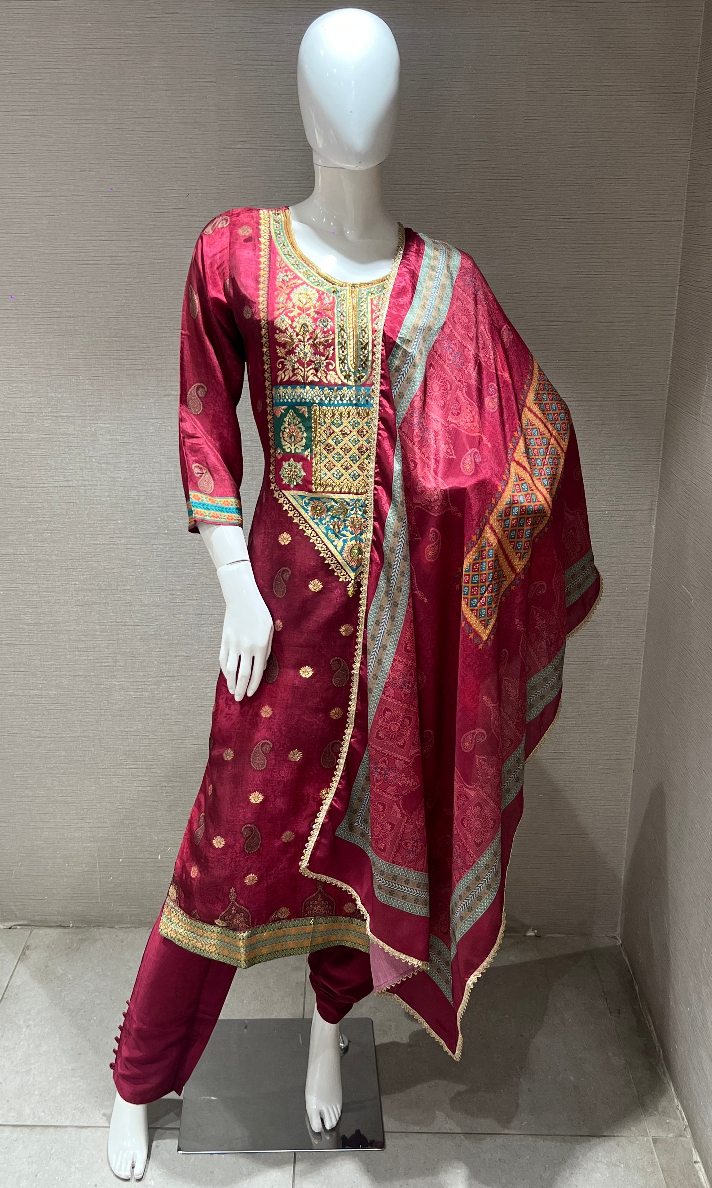Maroon kurta set