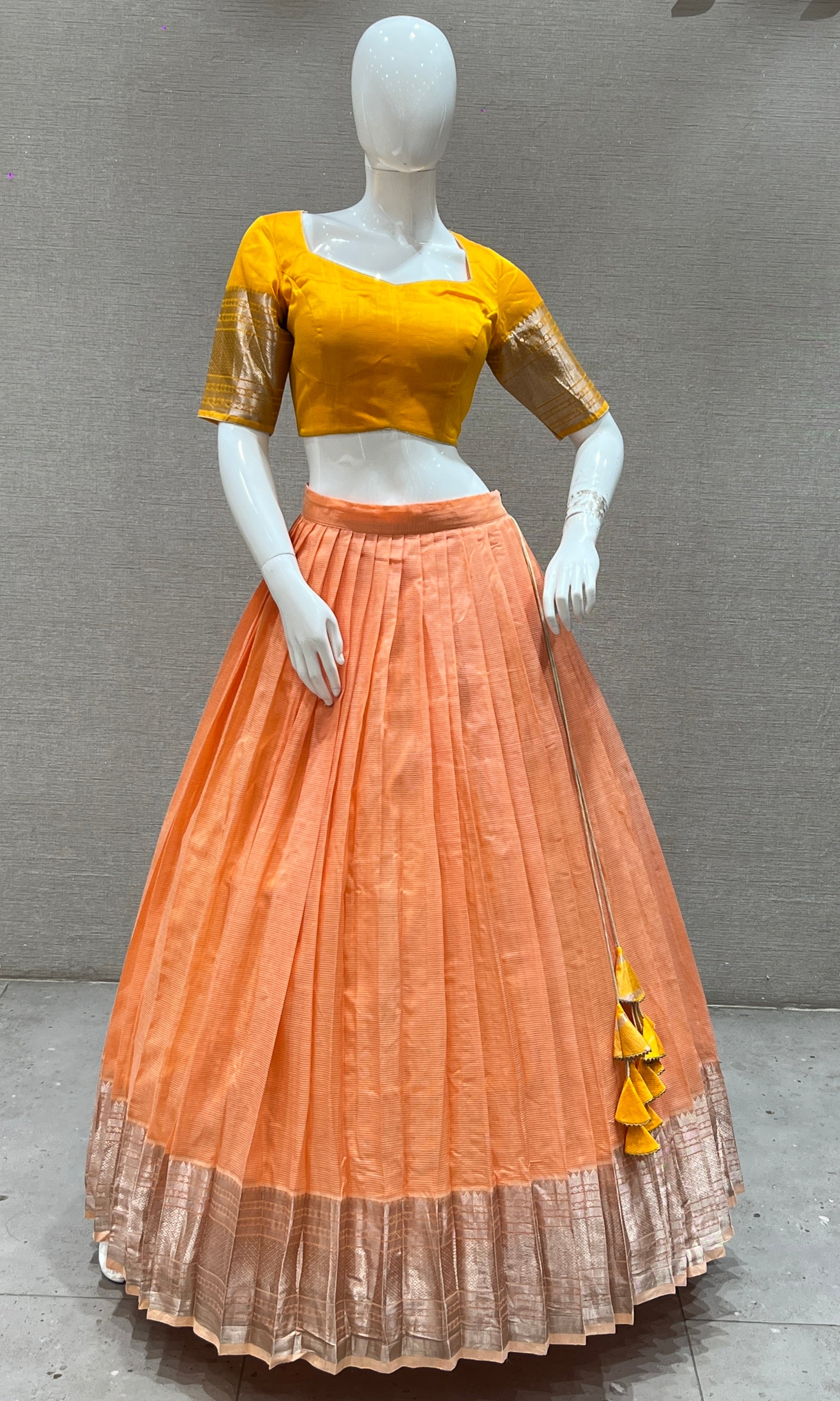 Preach Lehenga