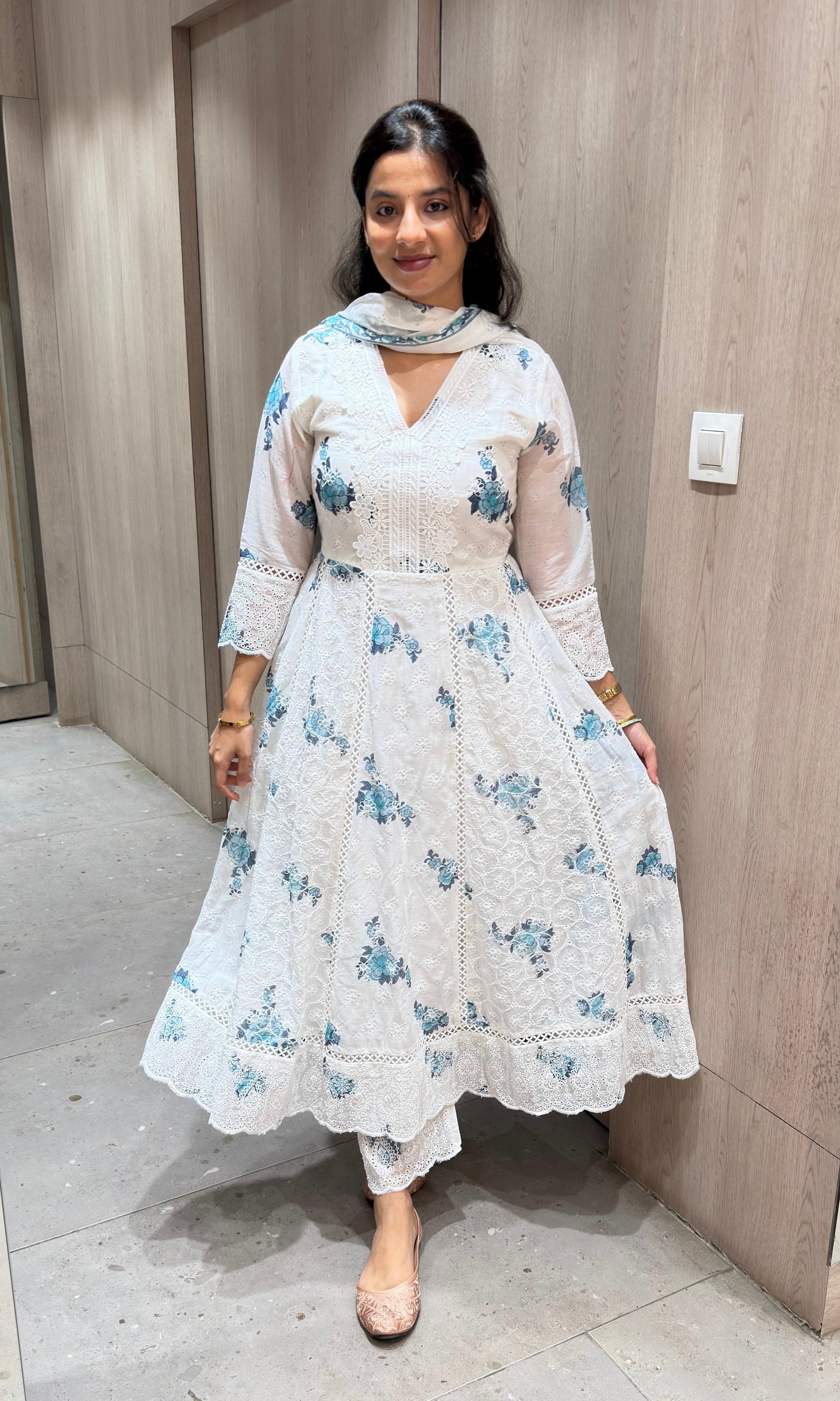 Blue floral motifs chikankari kurta set