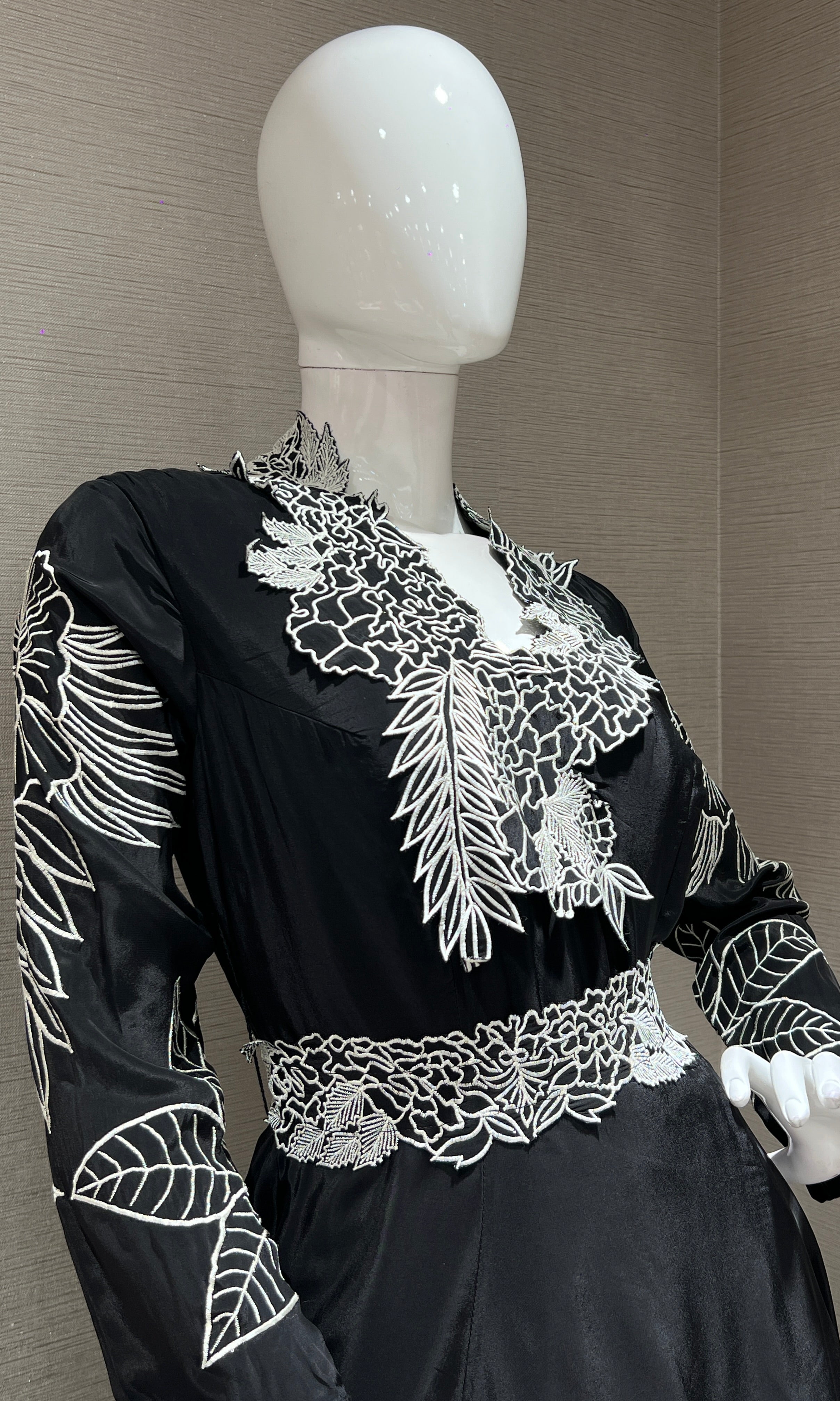 Black Majesty Leaf Embroidered Dress