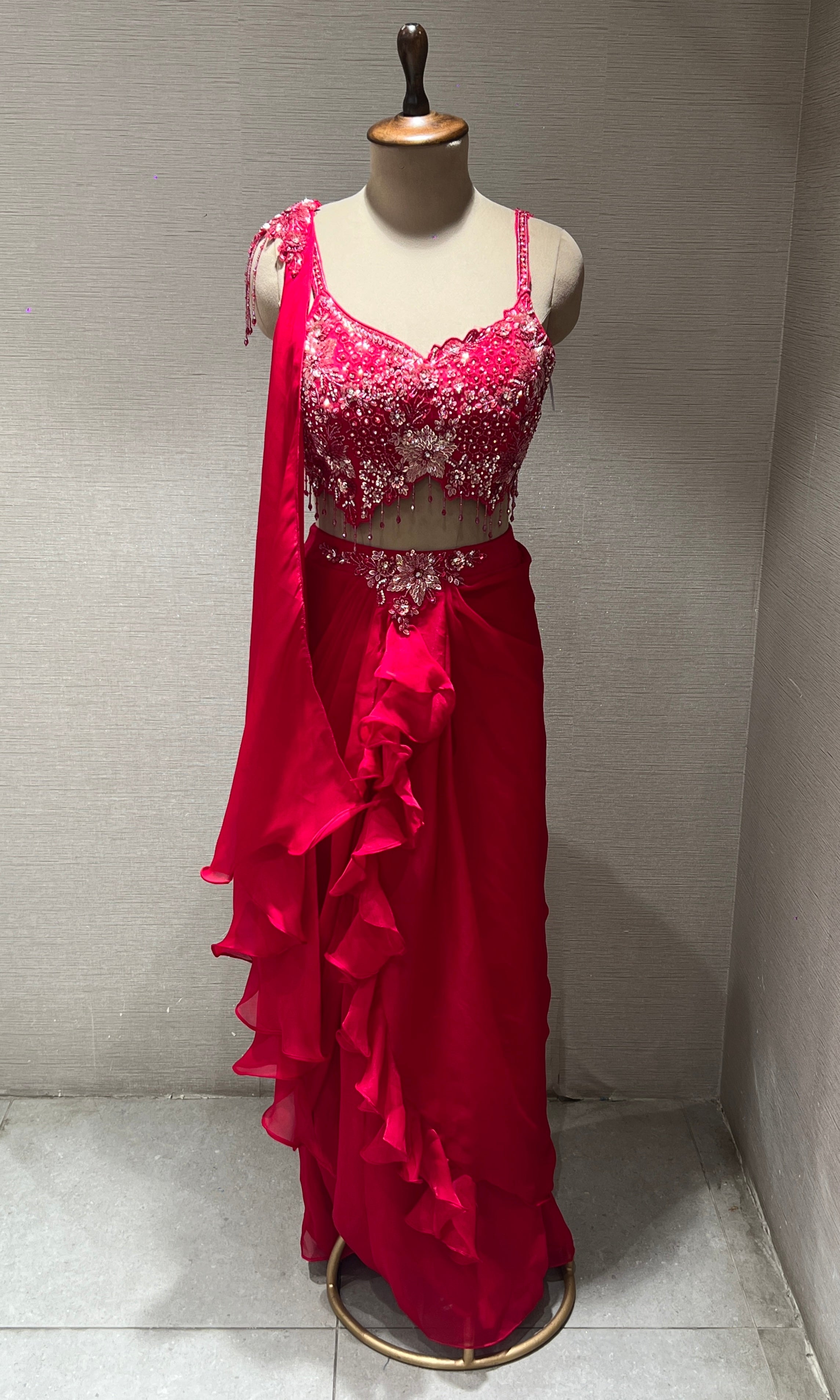 Red one minute drape saree