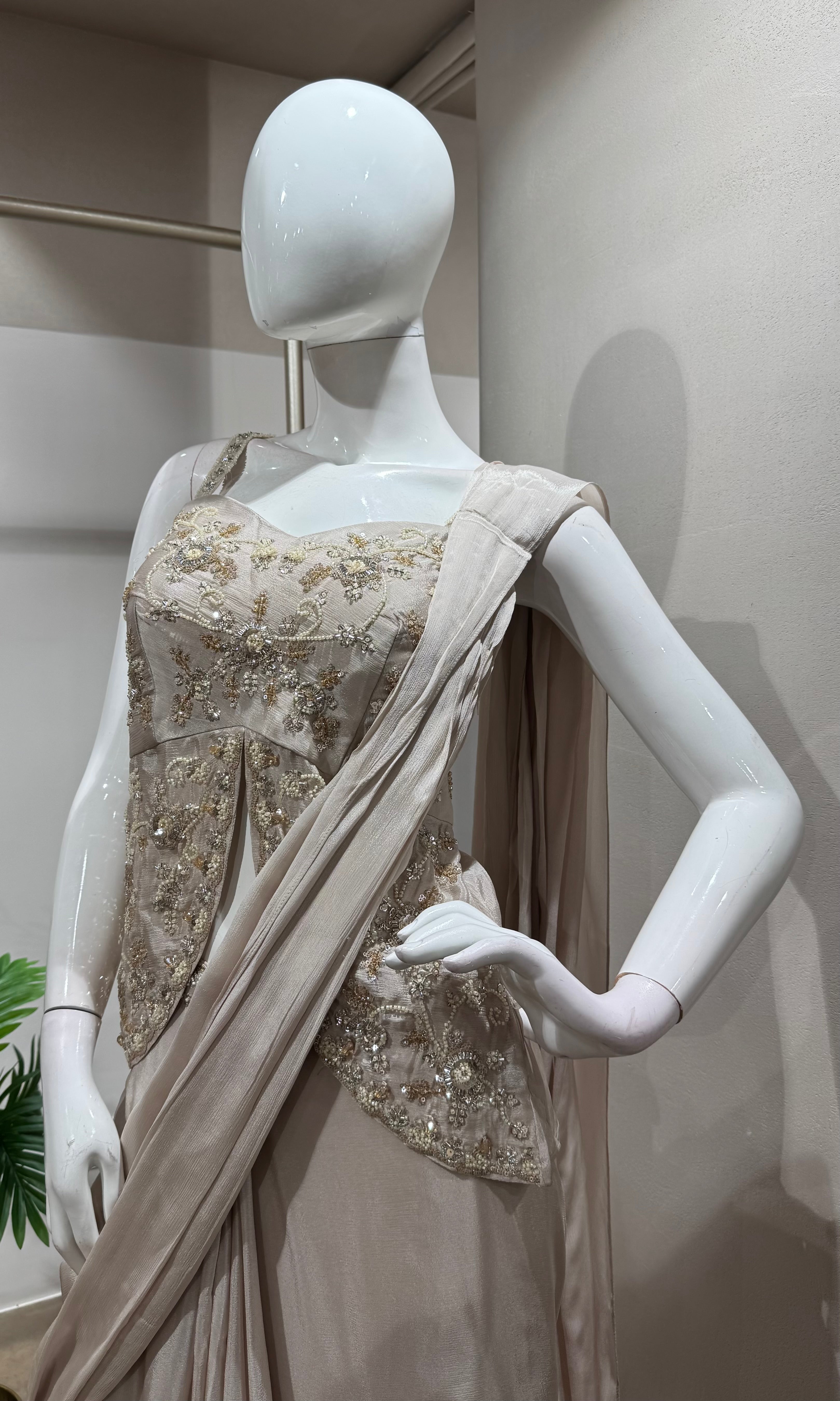 BEAGH Embroidered Ivory Saree with Blouse