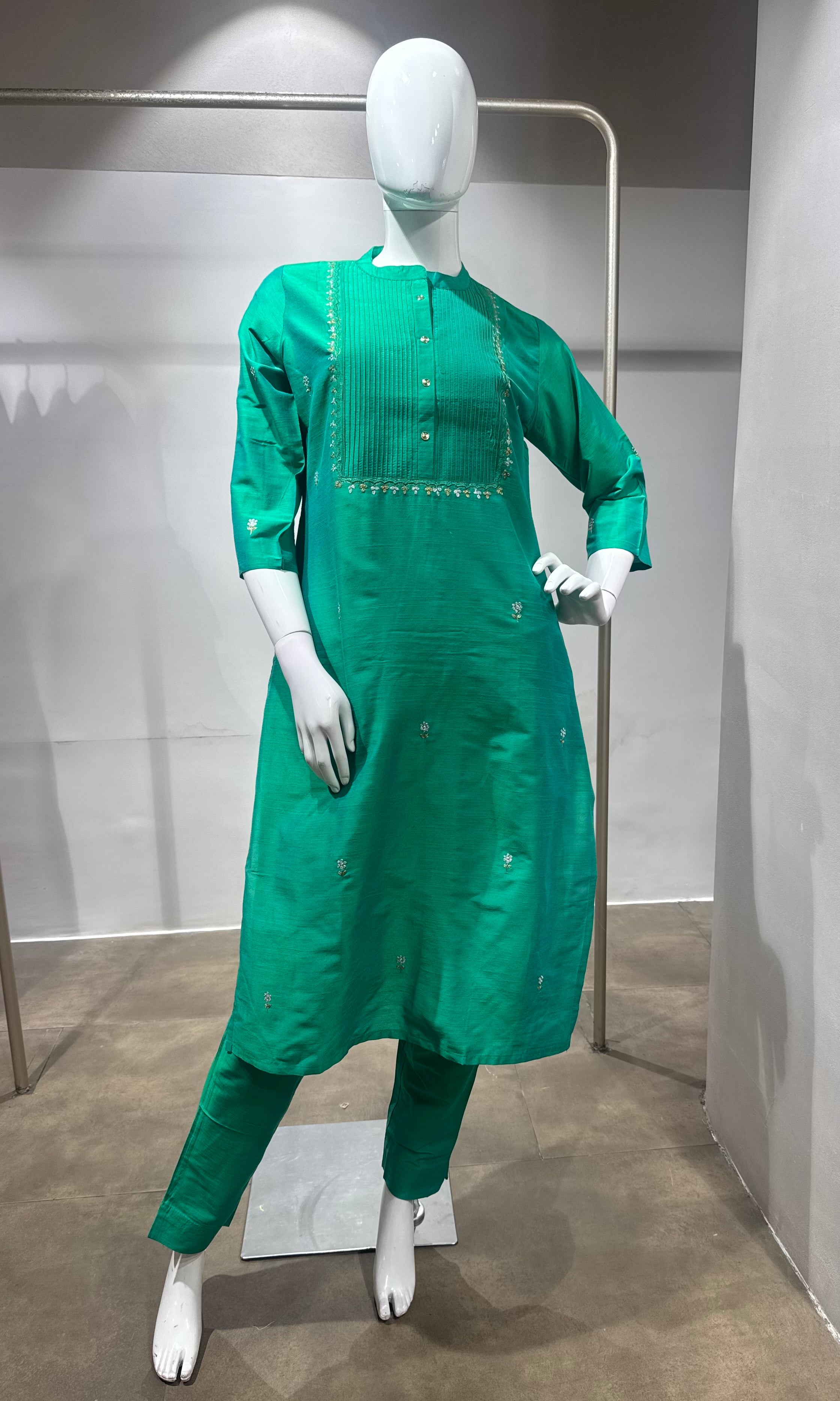 Green Chanderi Silk Kurta Set with Dupatta