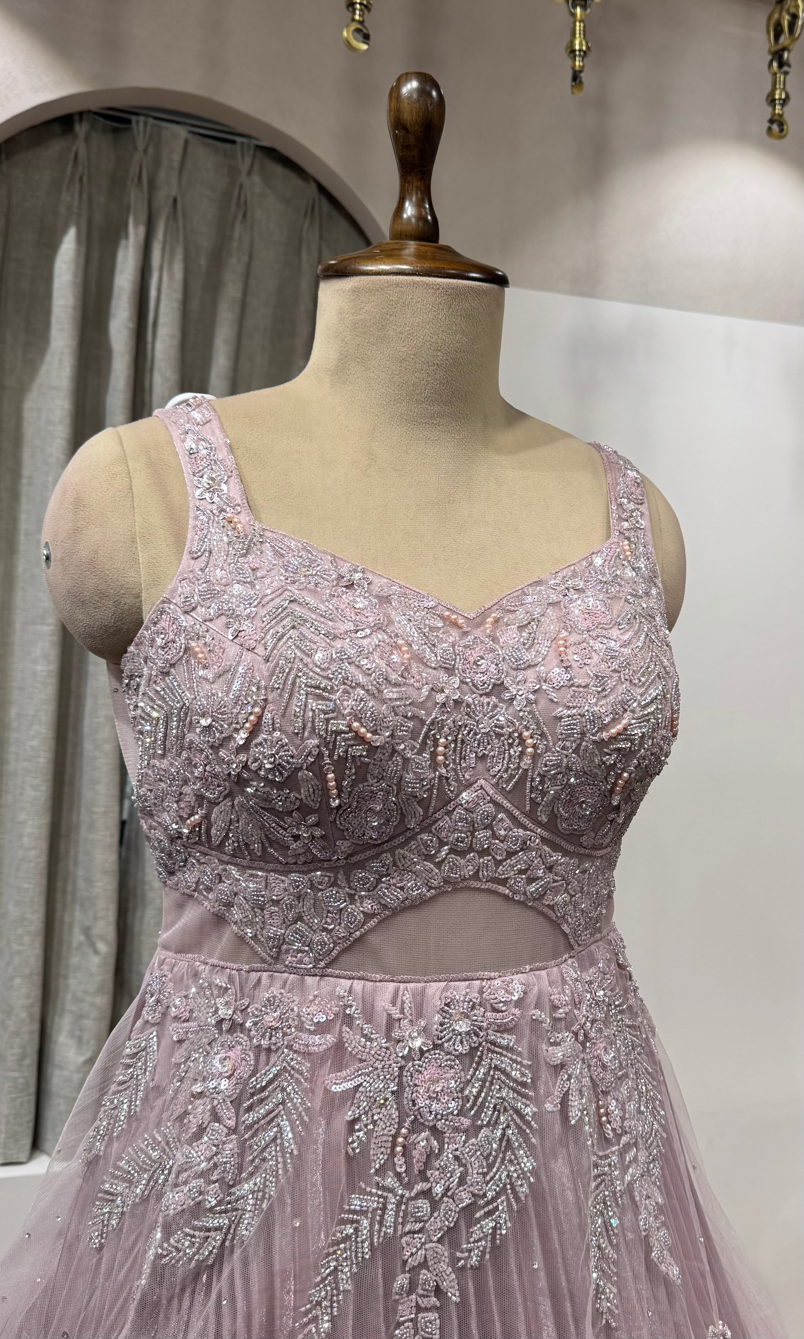 MOEE EMBROIDERED NETTED GOWN