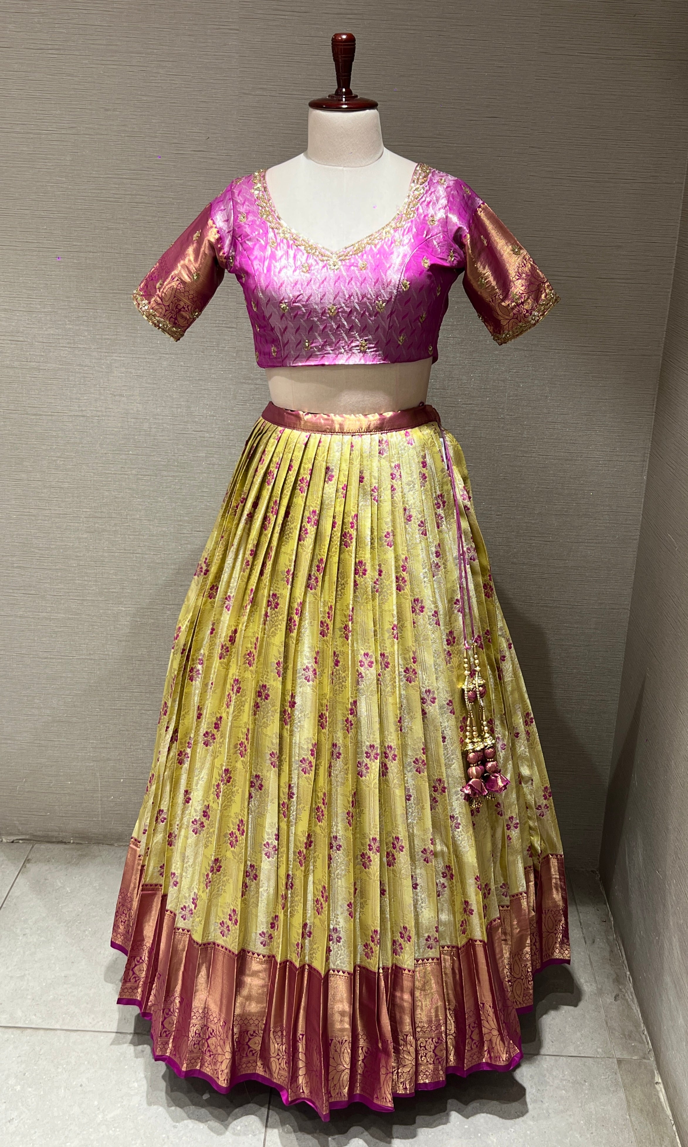 PINK Banarasi LEHENGA WITH Floral Weave