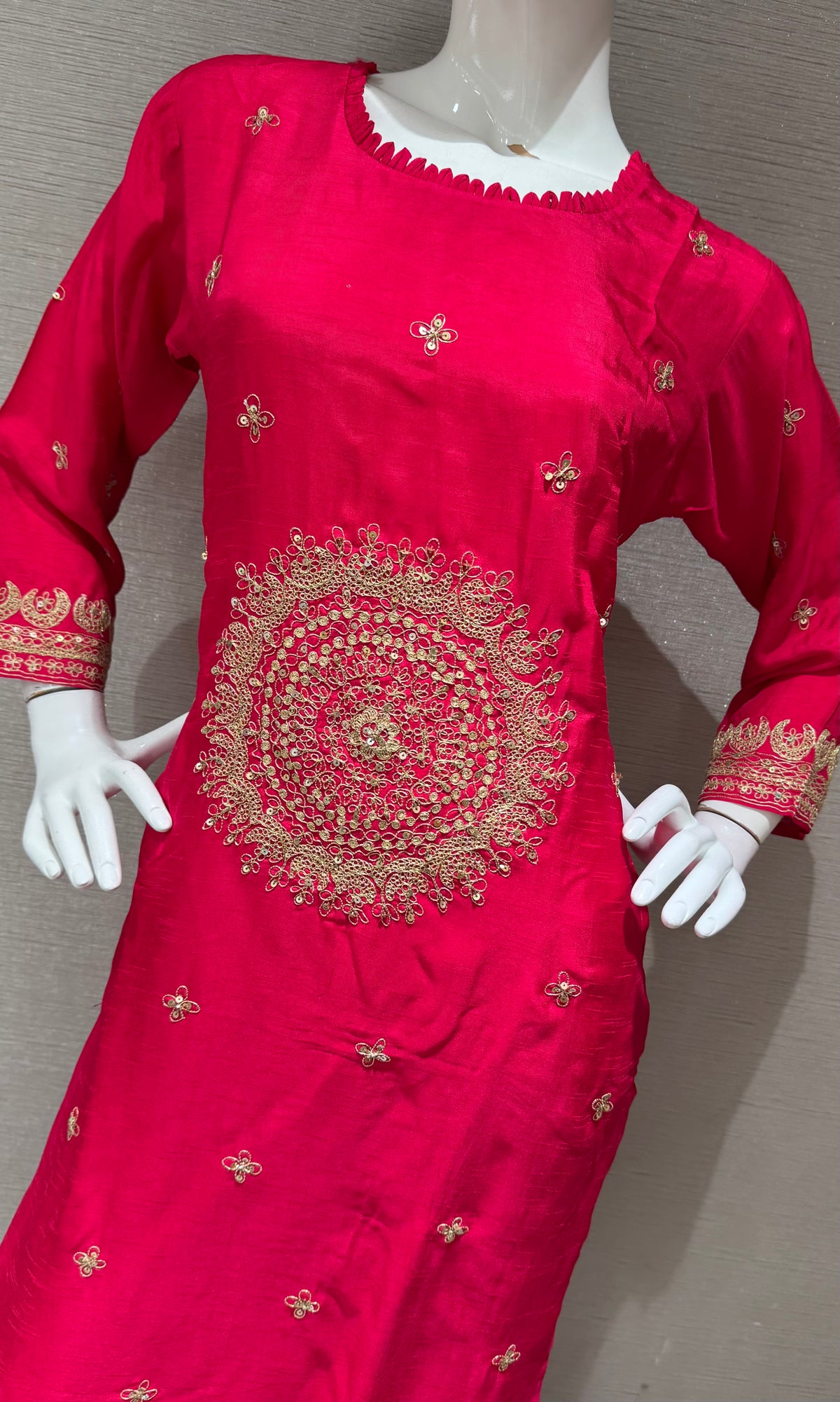 RANI Mul Chanderi Kurta Set with Striped Dupatta