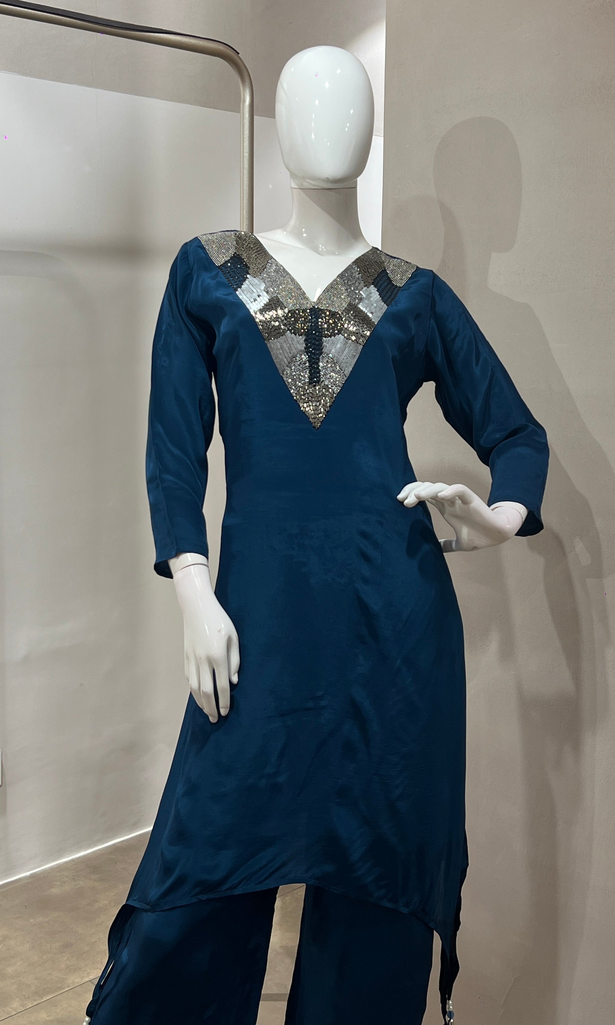 TEAL BLUE ELEGANT V NECK CORD SET