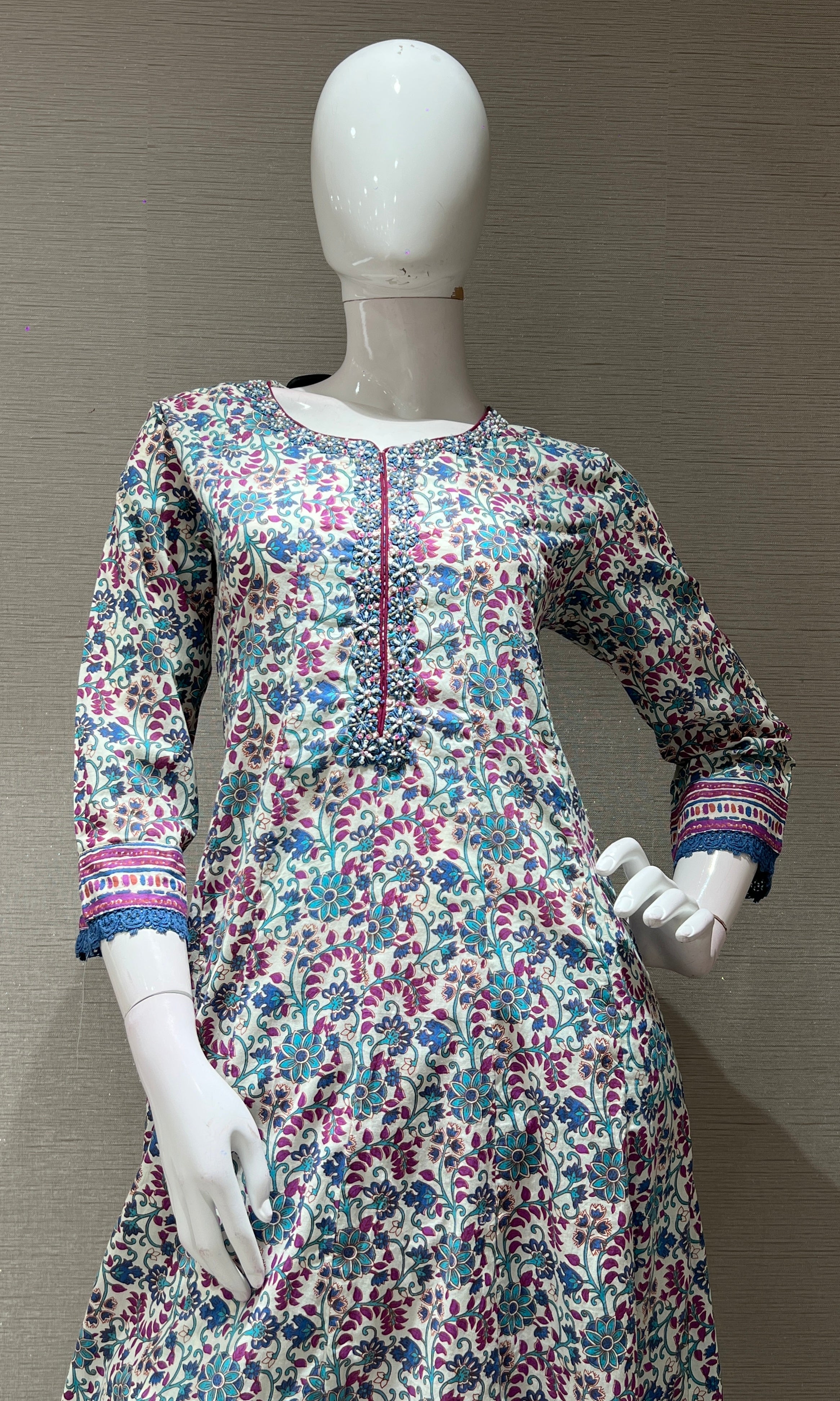 BLUE ETHNIC PRINTED KURTA SET