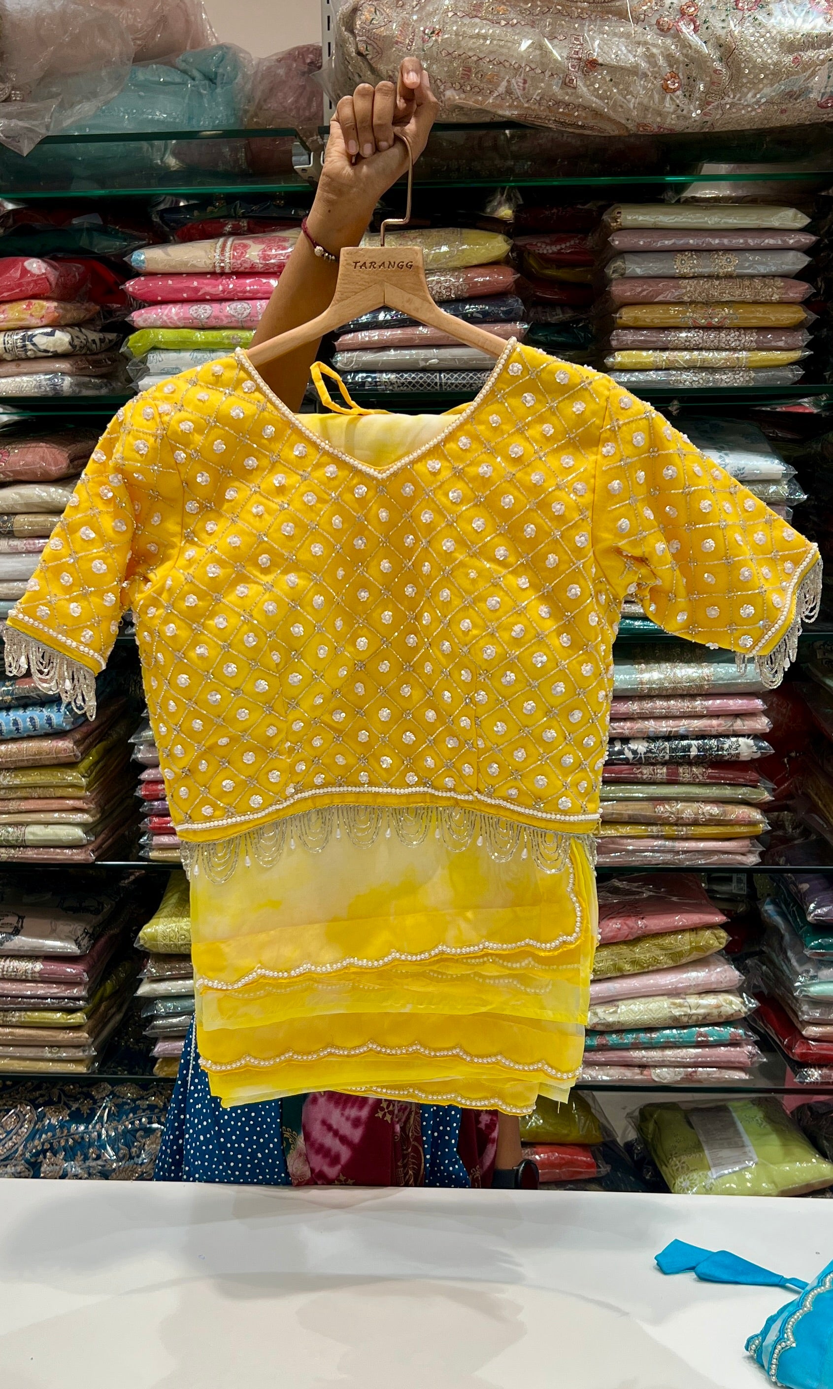 Yellow Tie and Dye saree with ready blouse