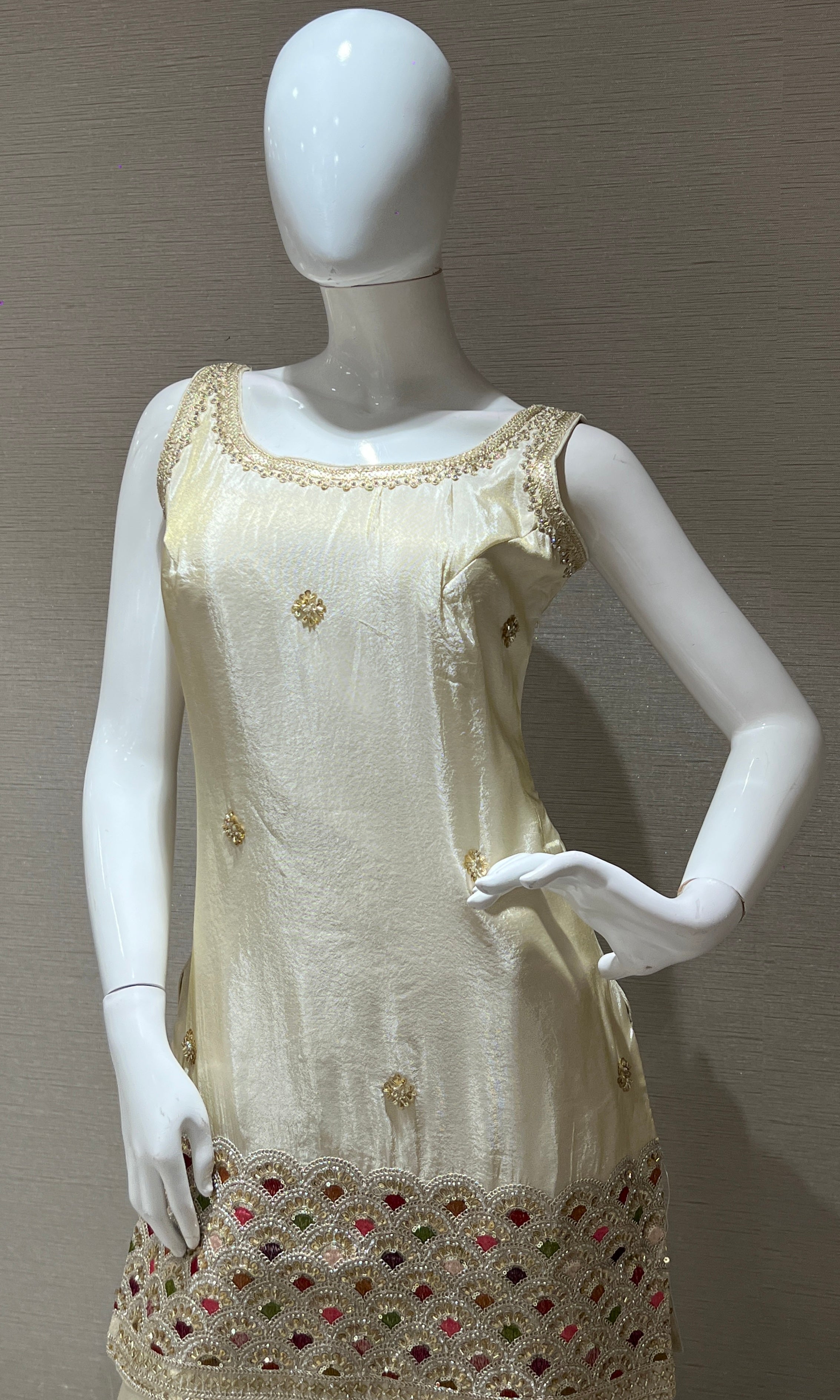 Half white palazzo