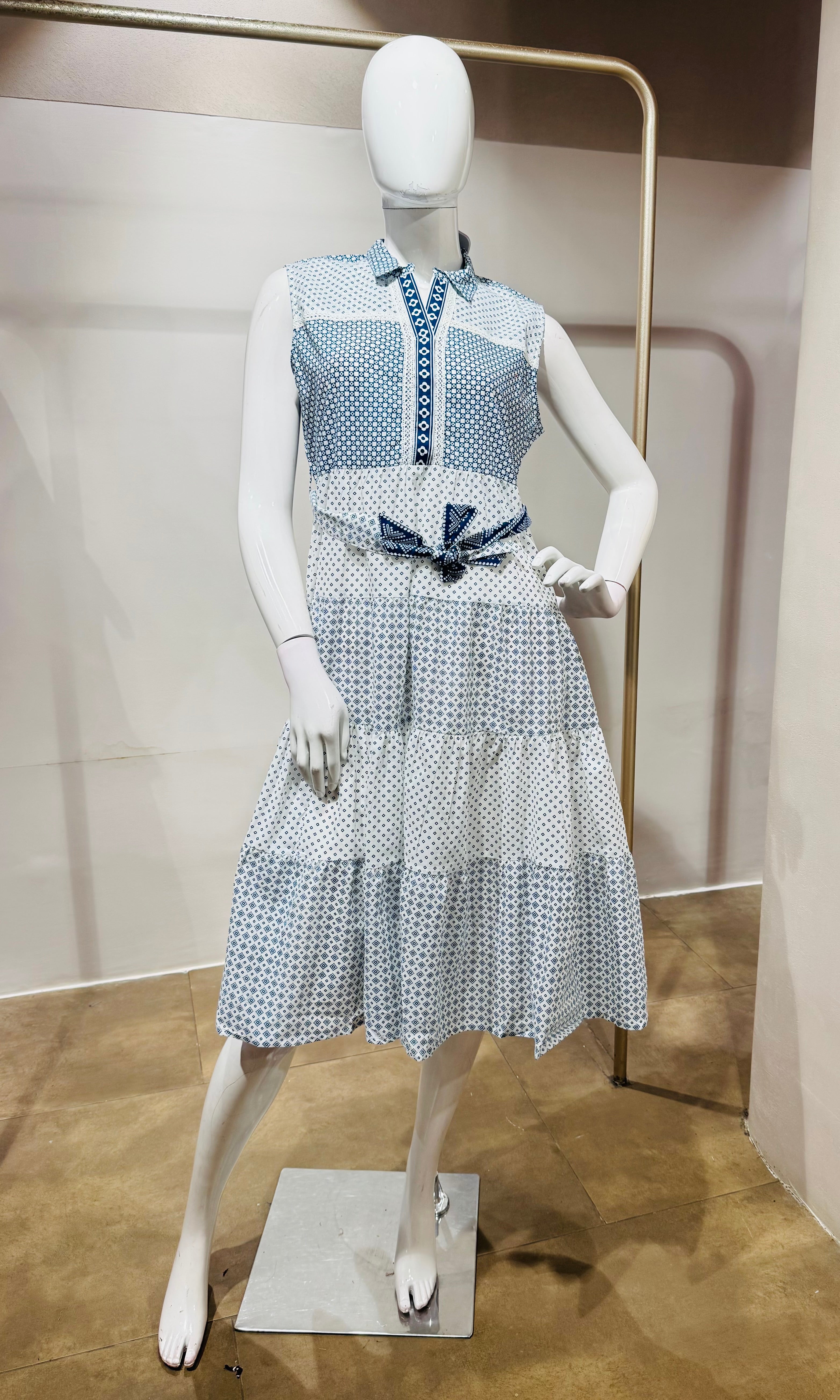 blue and white geometric printed frock