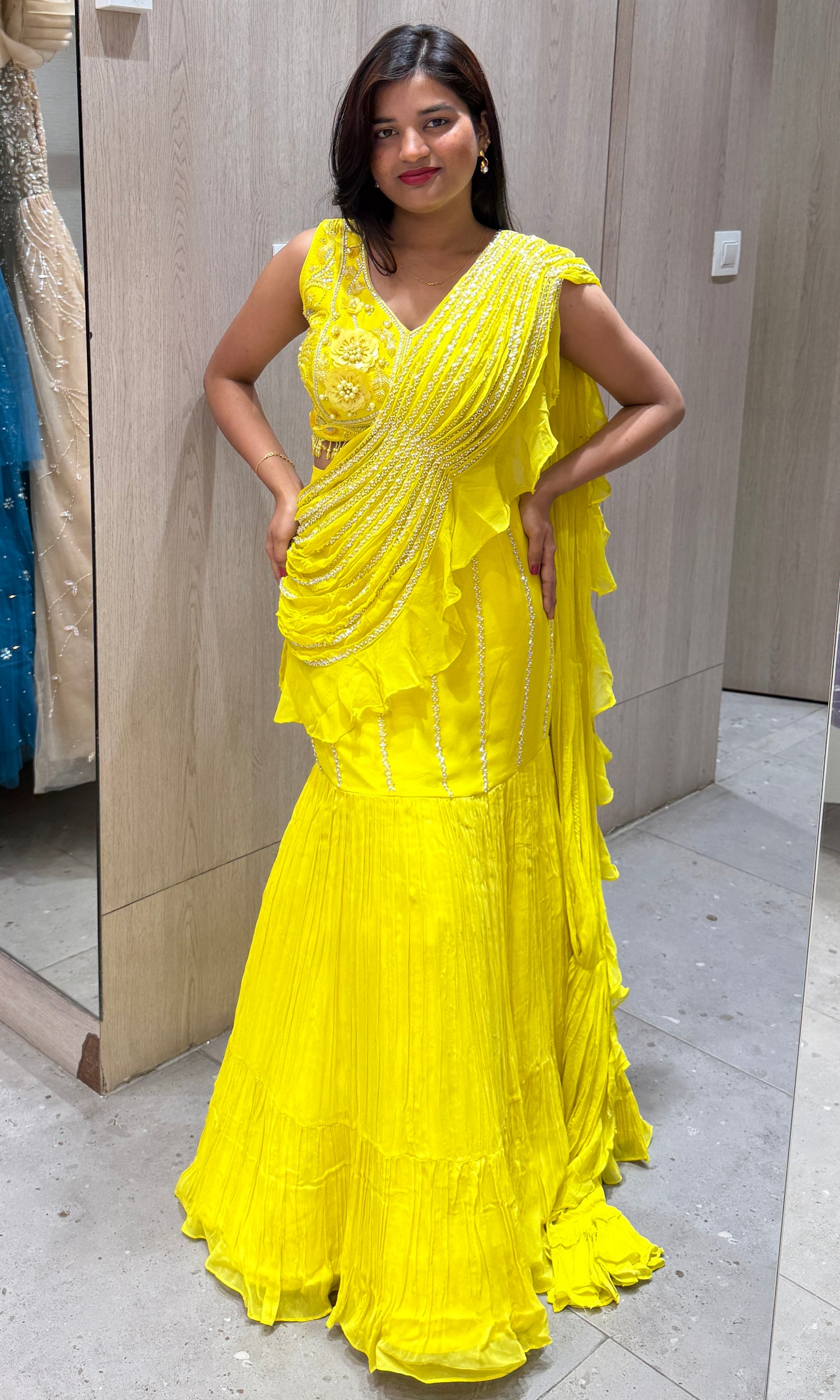 🌼Yellow lehanga with pre drape Dupatta🌼