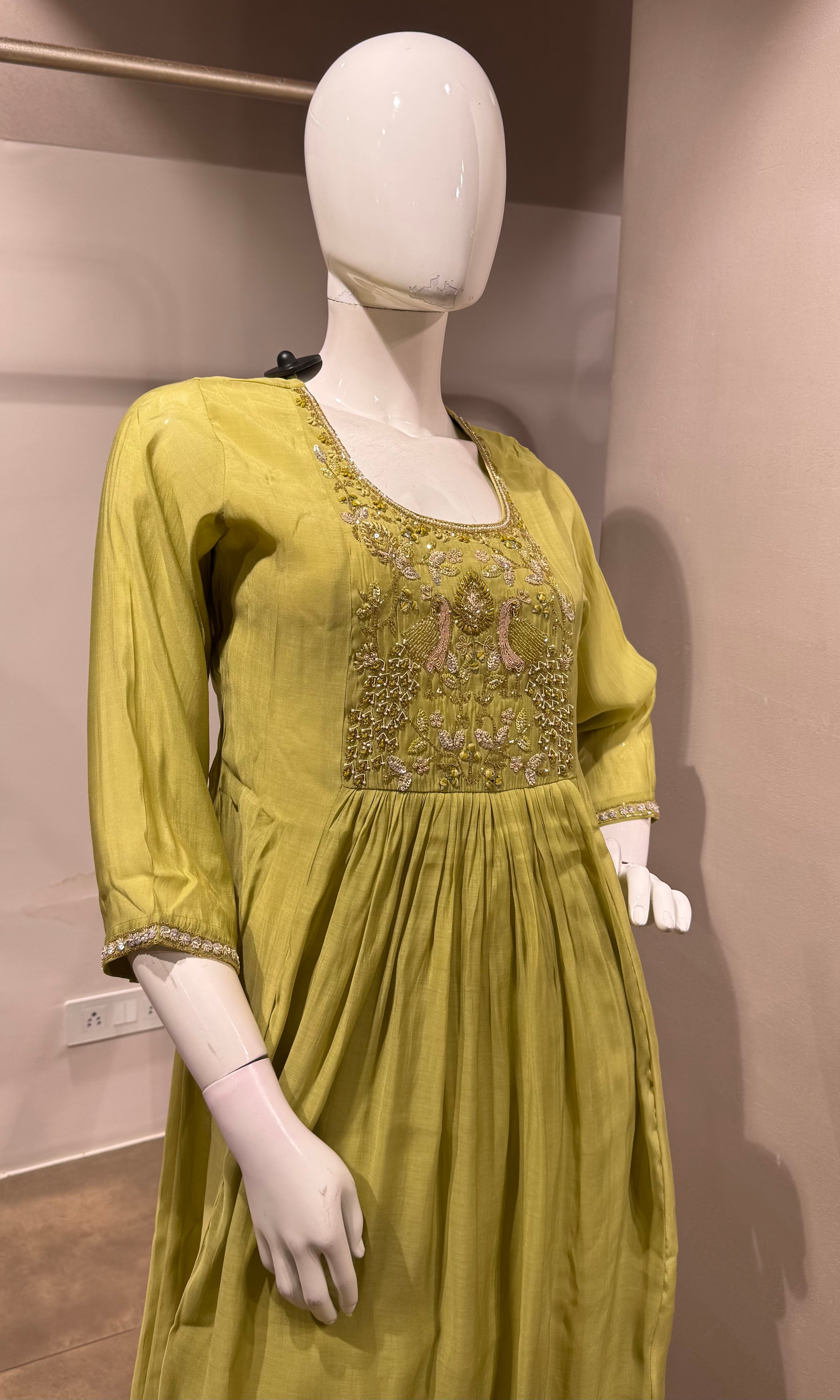 Green Embroidered Silk Blend Kurta Pant Set