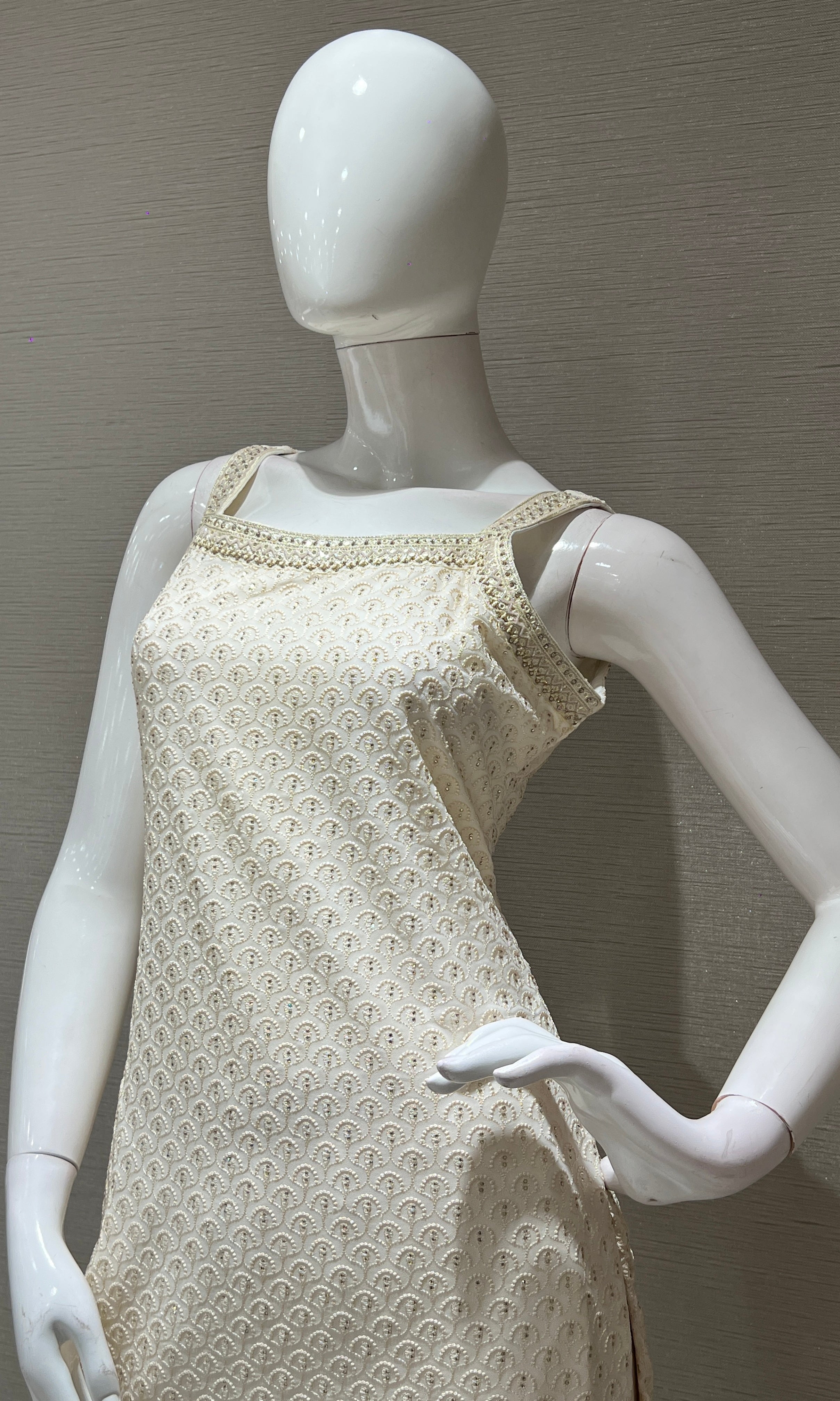 Off White Kurta Set with Subtle Embroidery