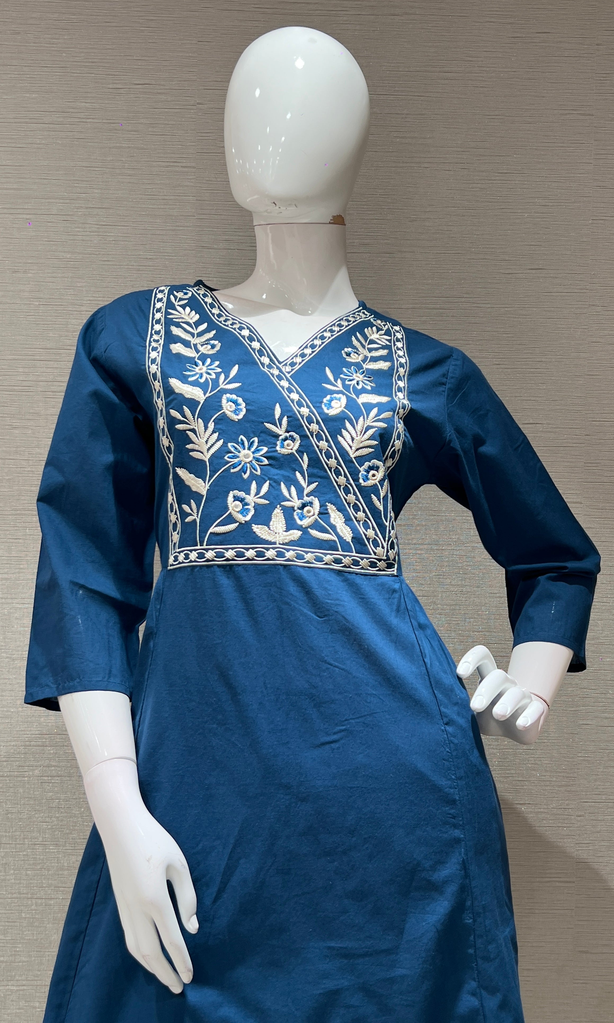 NAVY BLUE FLORAL THREAD EMBROIDERY kurta set