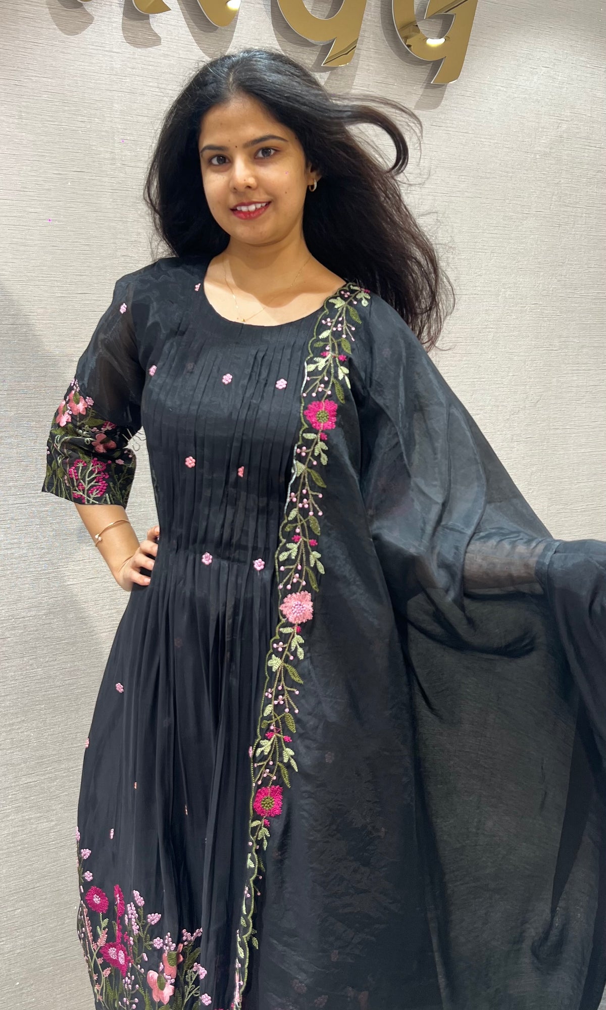 Black mul chanderi floral embroidery kurta set with dupatta