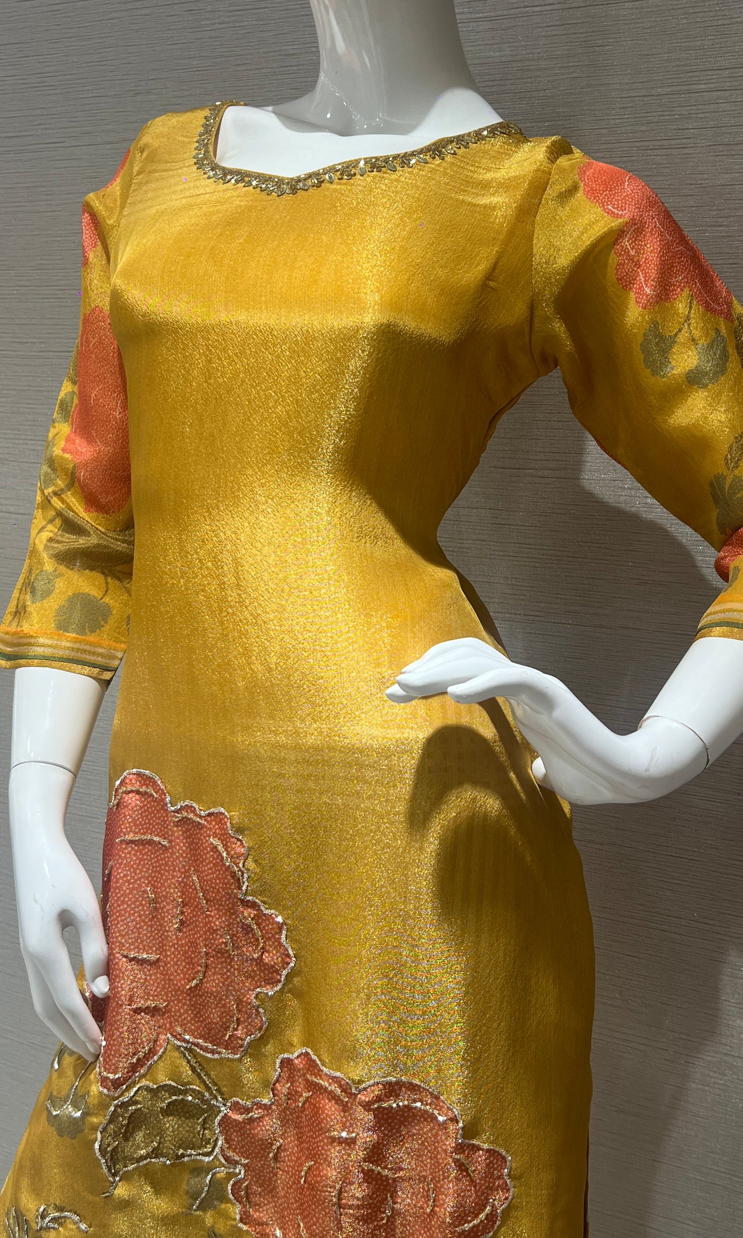 🏵️Yellow shimmer silk kurta set🏵️ ( 2992 )