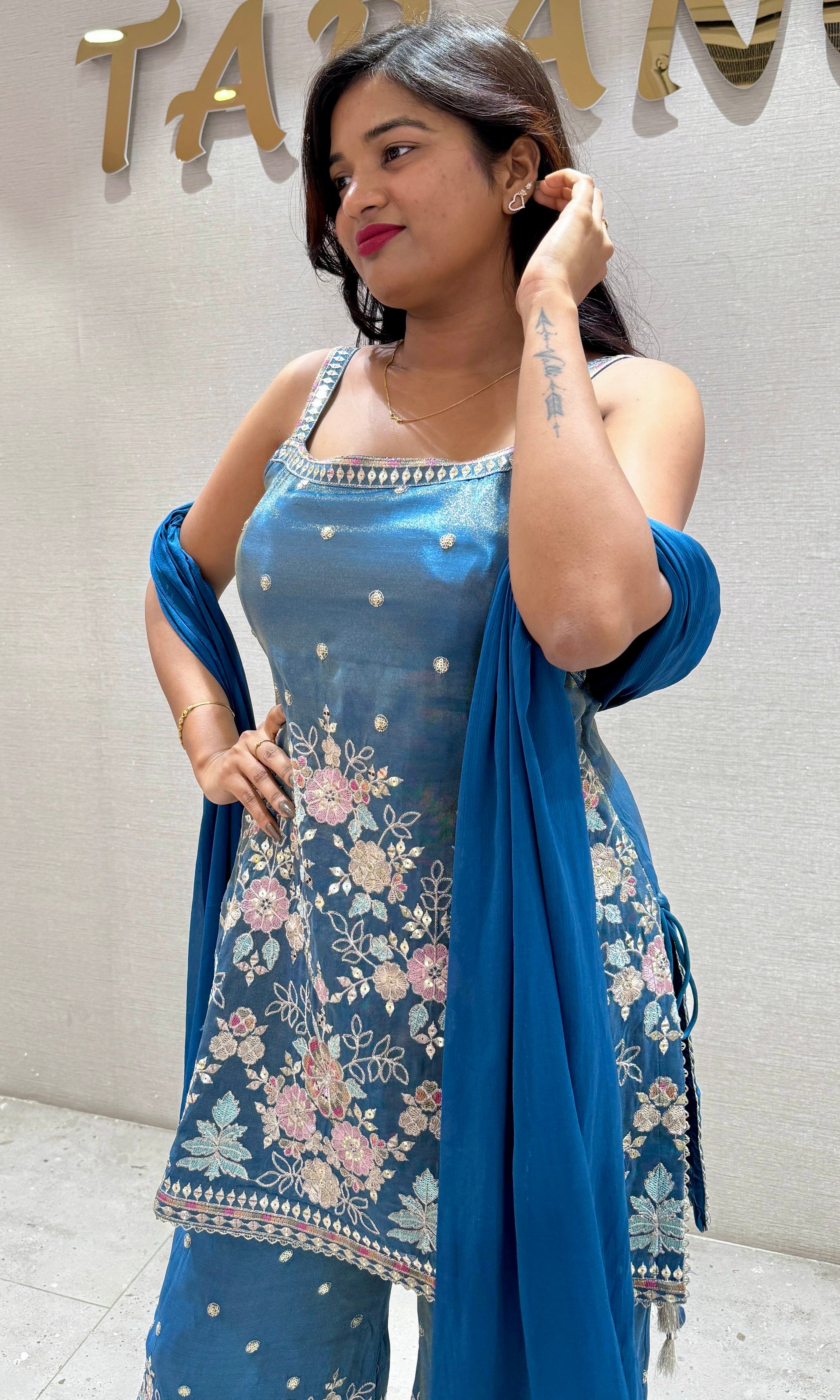 Light blue Sharara