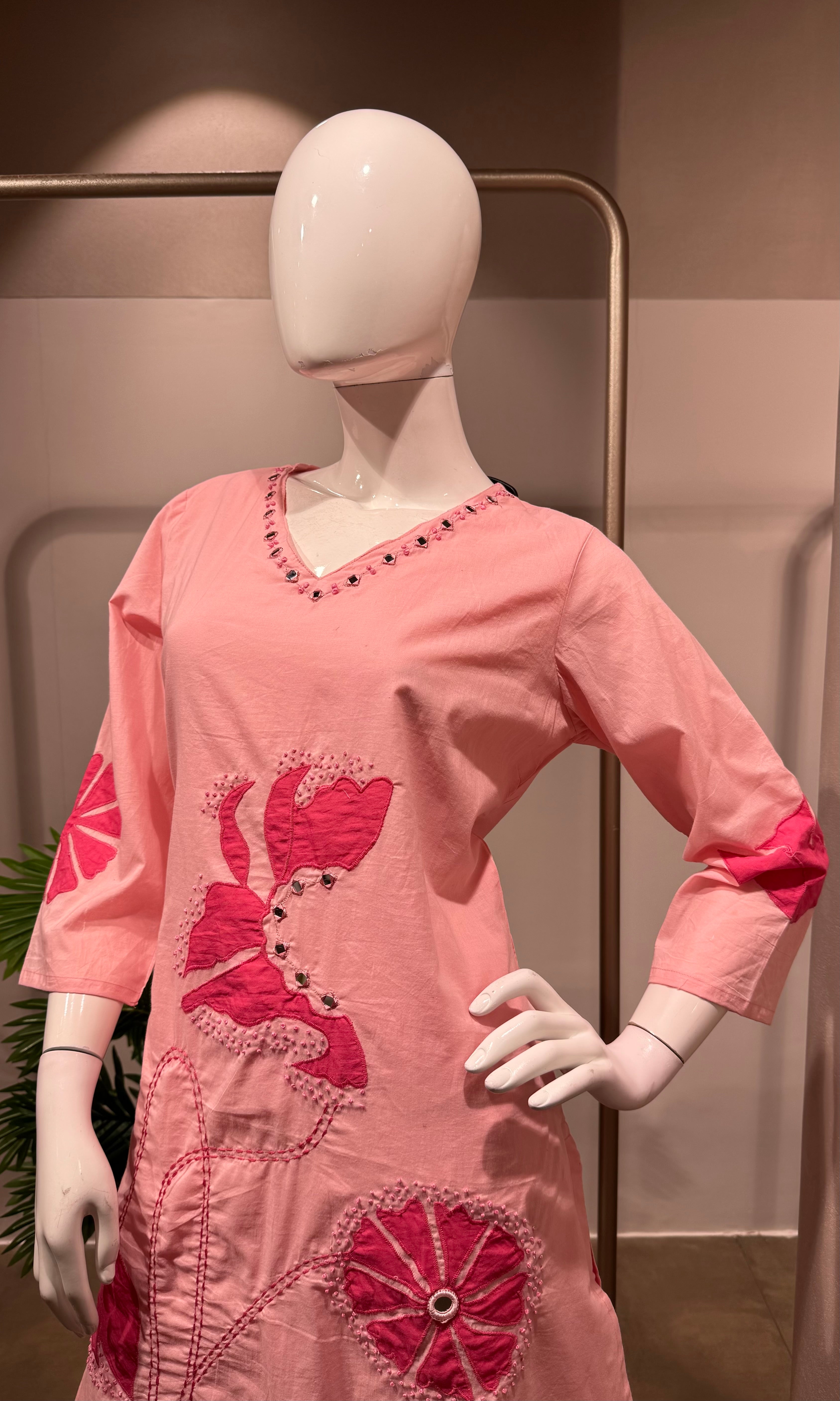 Baby pink floral kurta set