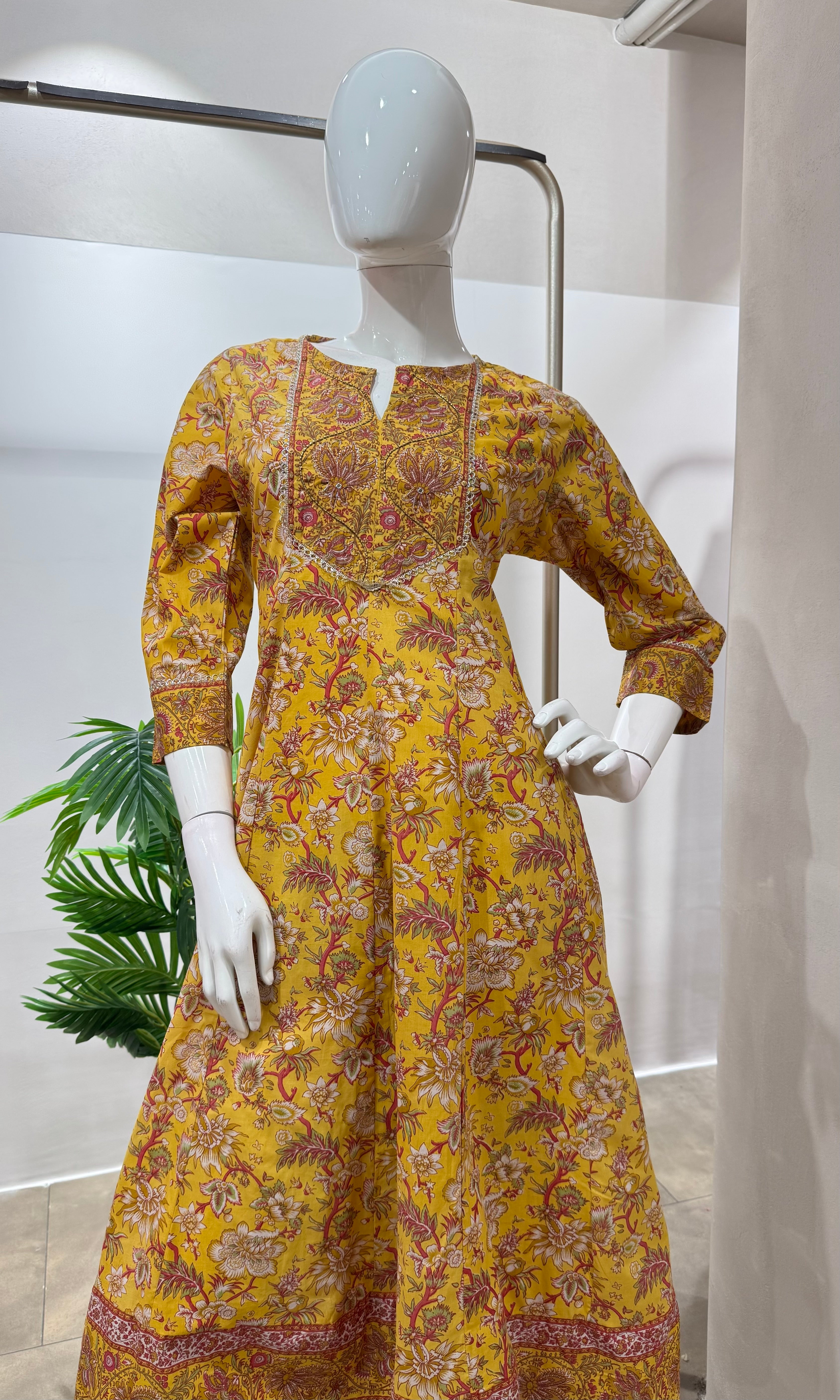 YELLOW ETHNIC PRINTED KURTA SET