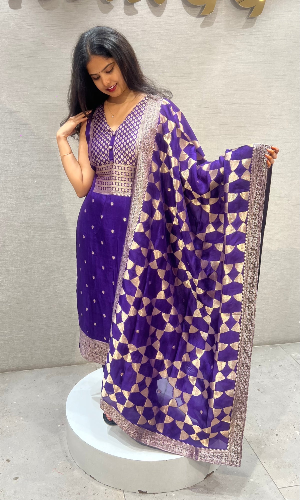 Purple Banarasi kurta set with Geometric Print Dupatta