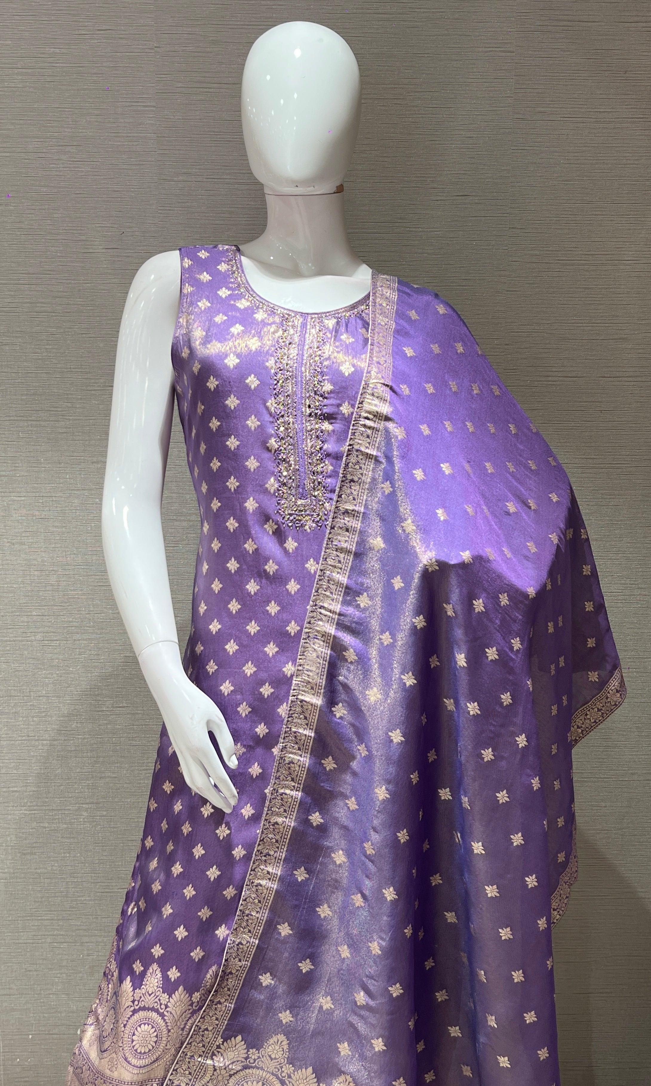 Lilac BANARASI EMBROIDERED kurta set