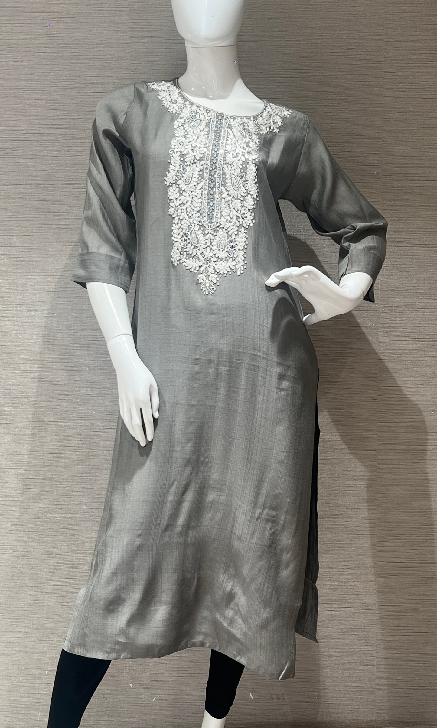 🩶Grey Kurti with neck design🩶