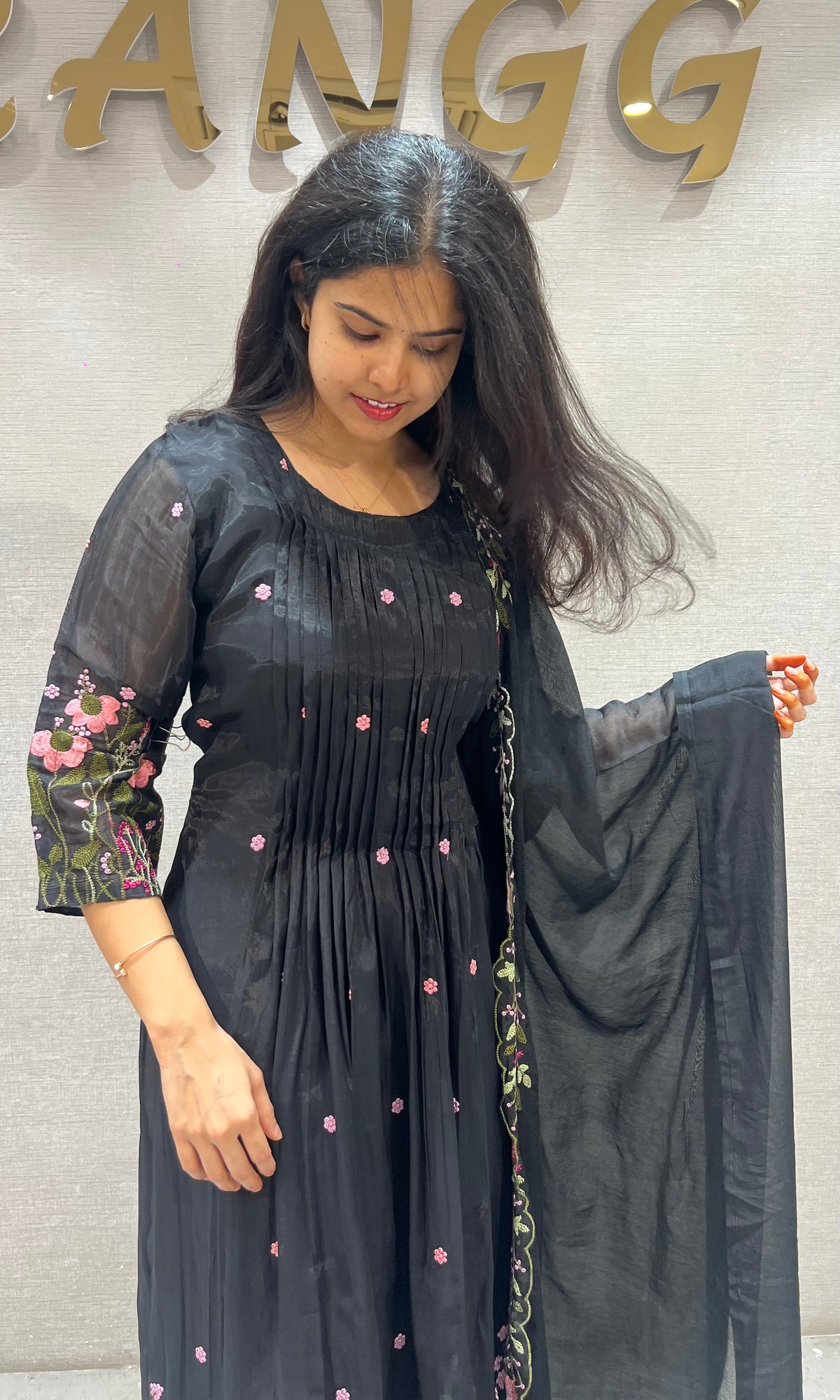 Black mul chanderi floral embroidery kurta set with dupatta