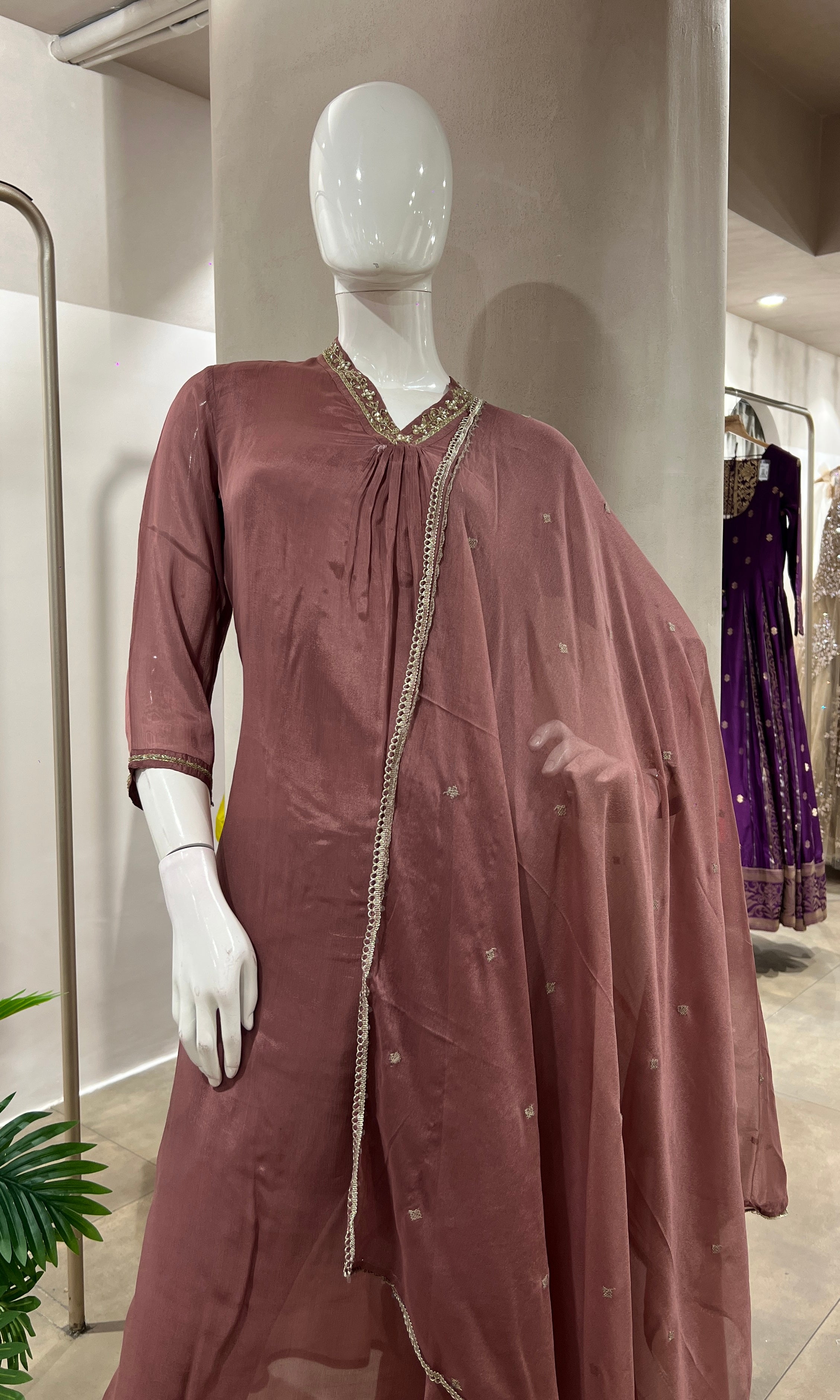 PEACH ETHNIC V NECK KURTA SET