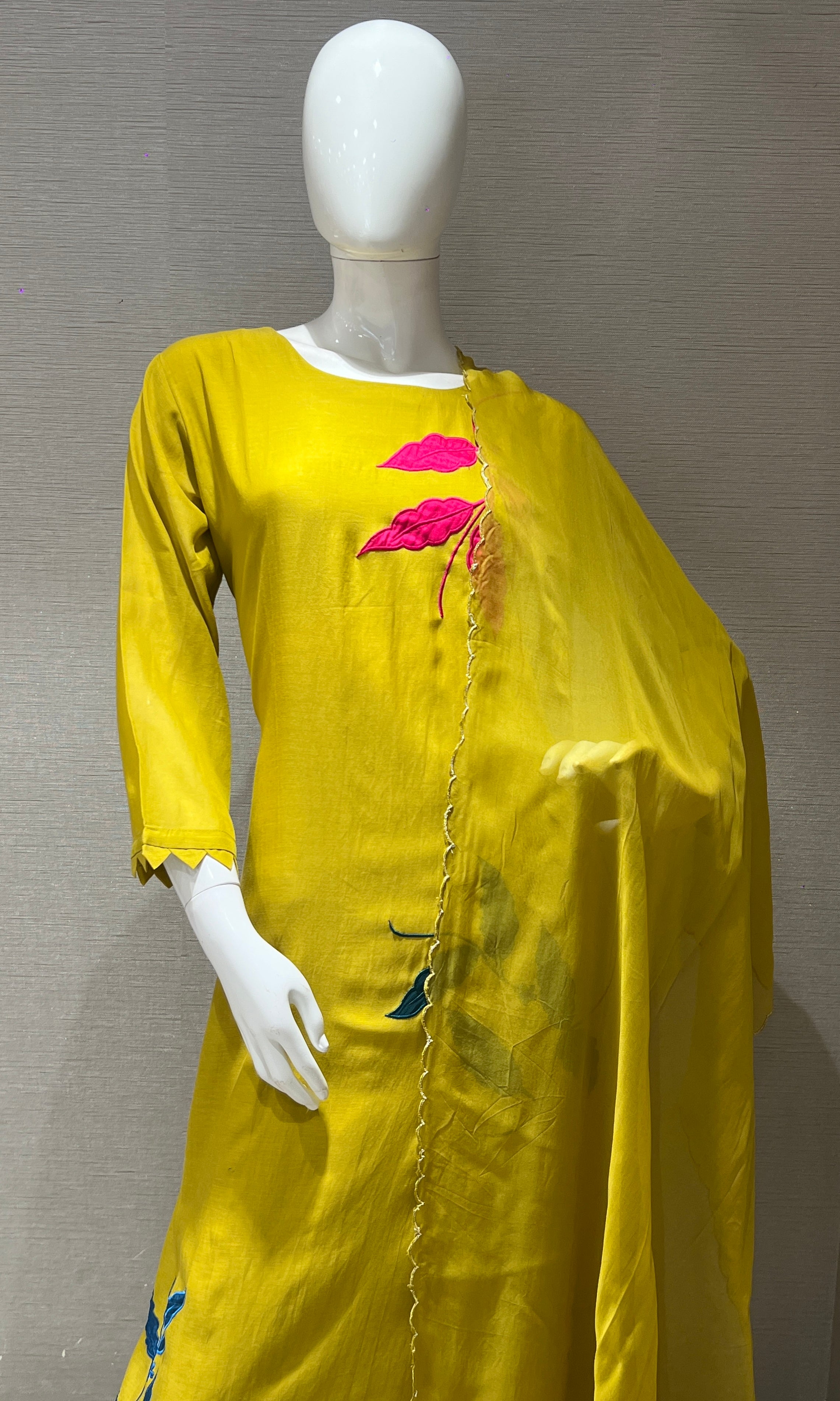 Mehandi green leaf floral kurta set