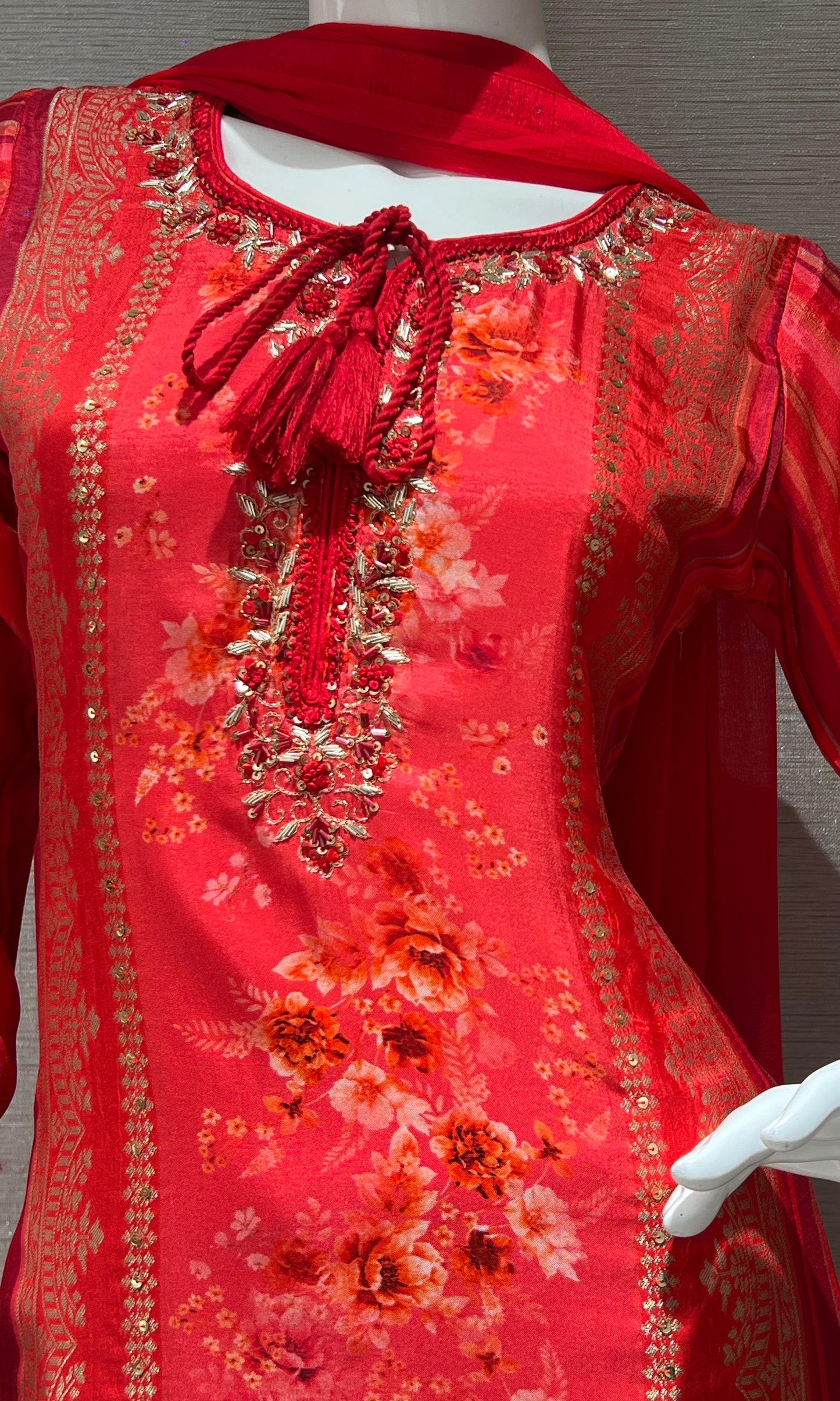 🏖️Multi colour red kurta set 🍎