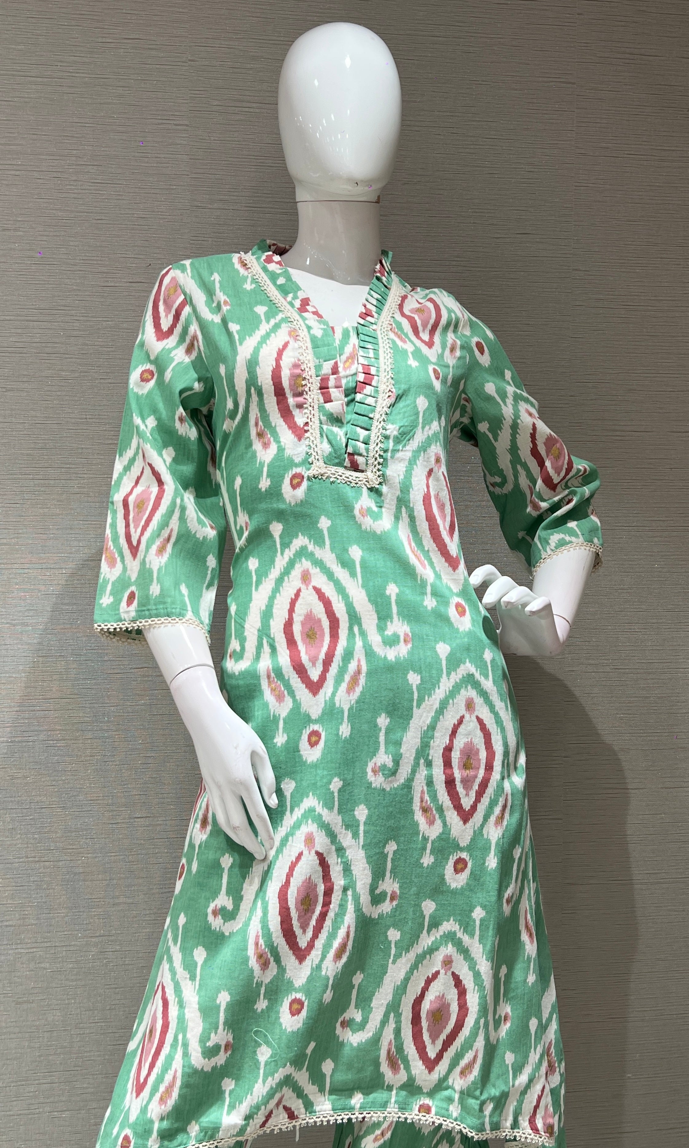 Green FLORAL PRINTED KURTI SET