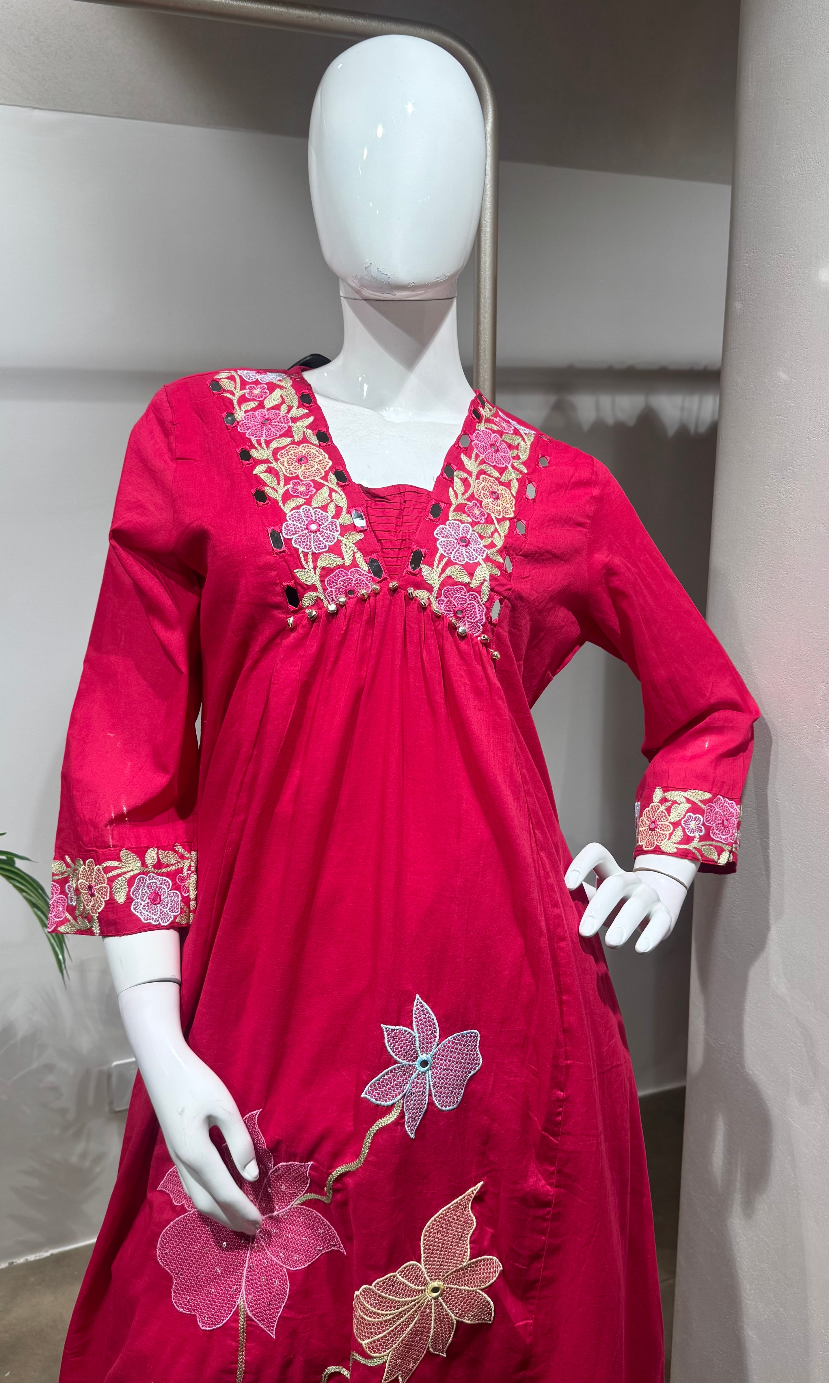 Pink Floral Embroidered Kurta set