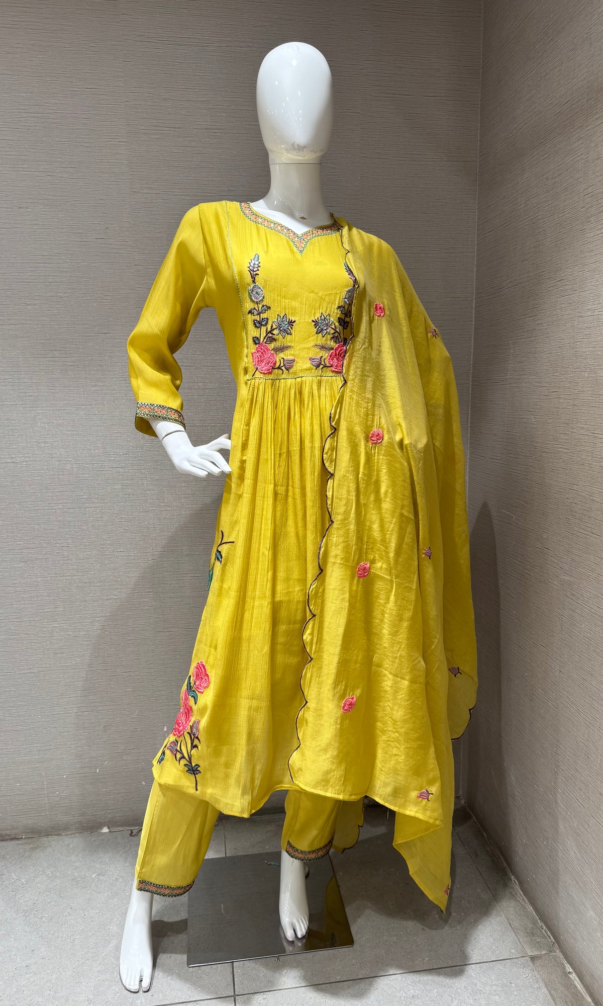 Yellow floral Mul chanderi kurta set with dupatta
