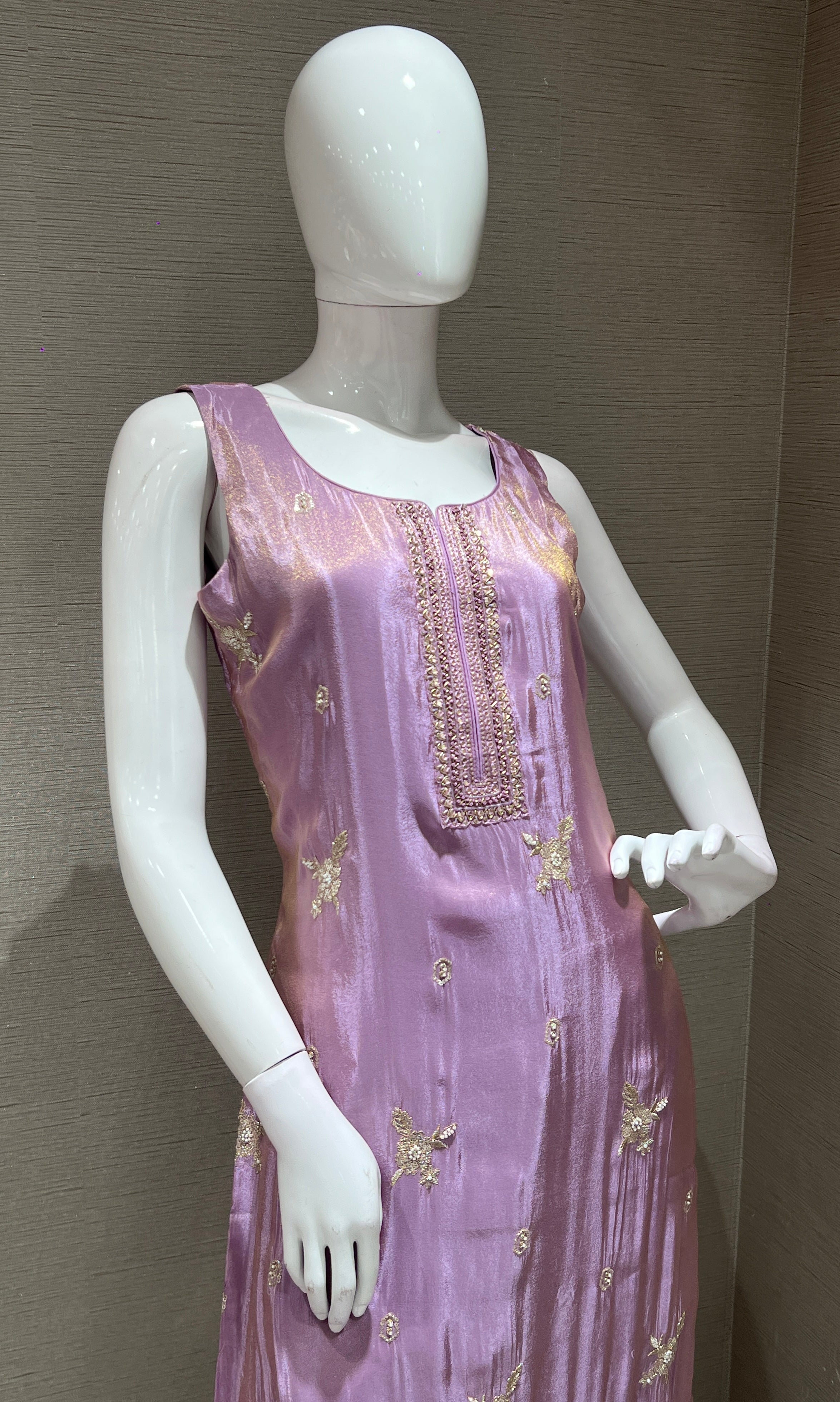 Lilac Embroidered Kurta Set with Sheen Dupatta