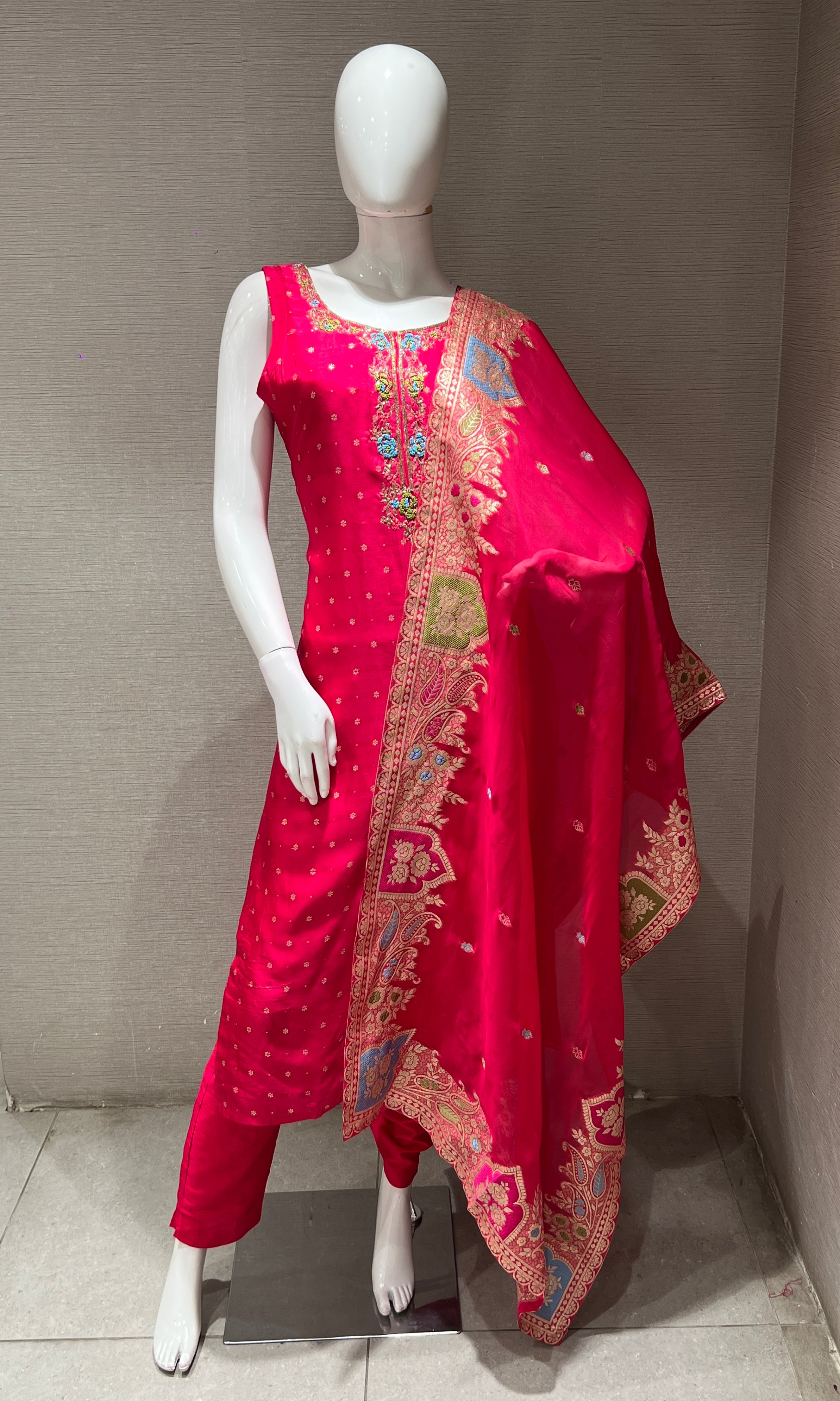 pink embroidered kurta set with Banarasi dupatta