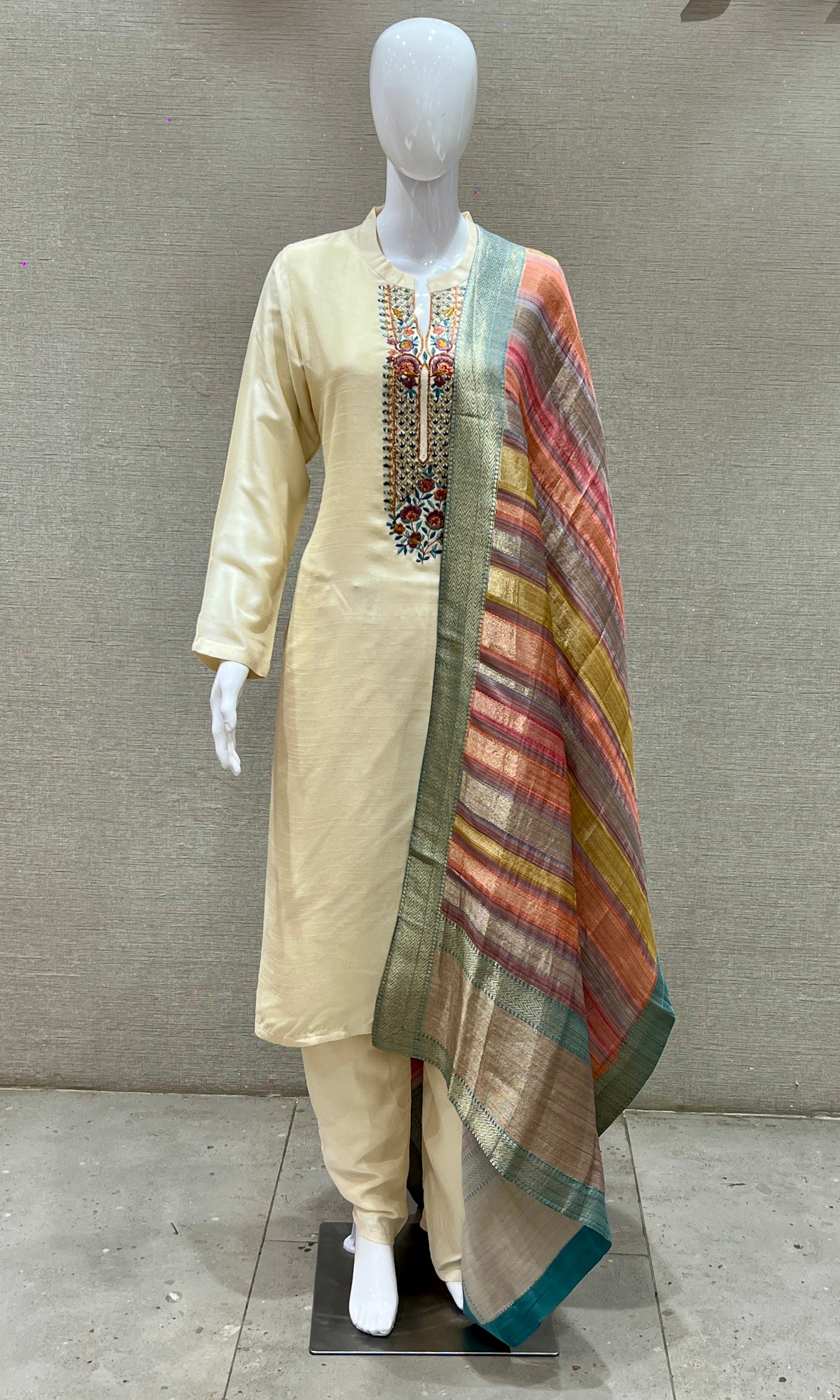 Ivory kurta set