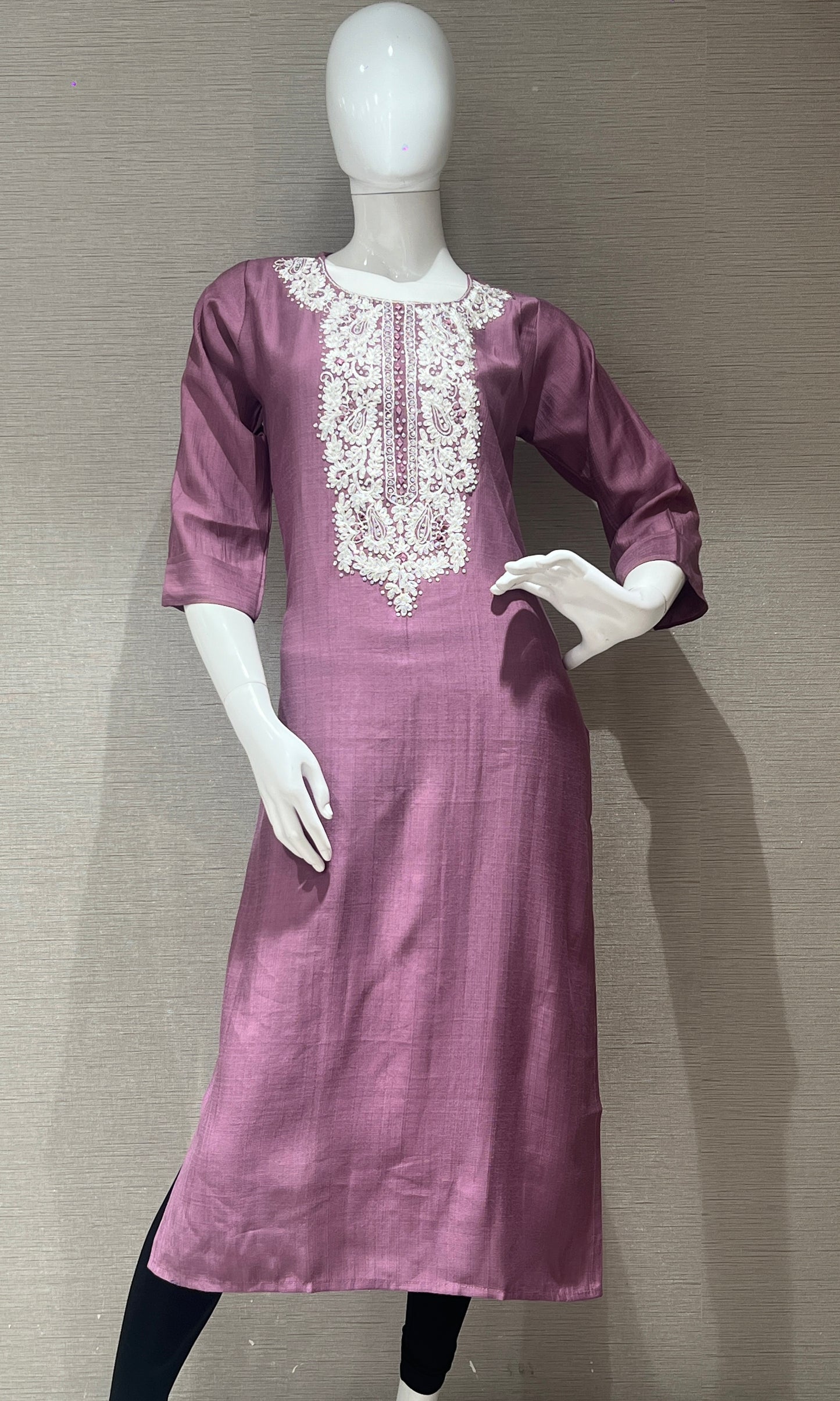 🌸Lavender Kurti with neck design🌸