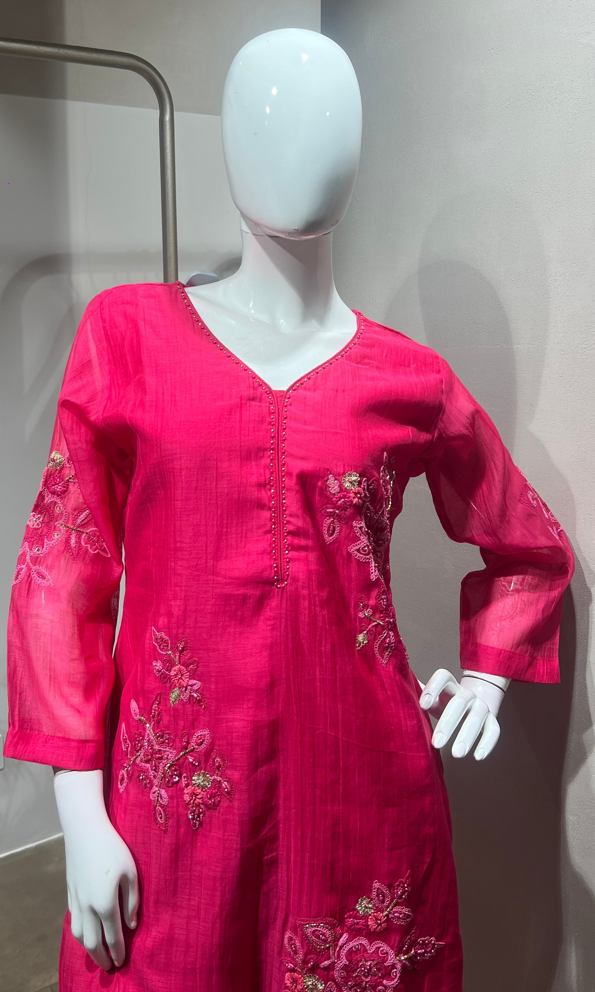 Pink Floral Embroidered Kurta Set
