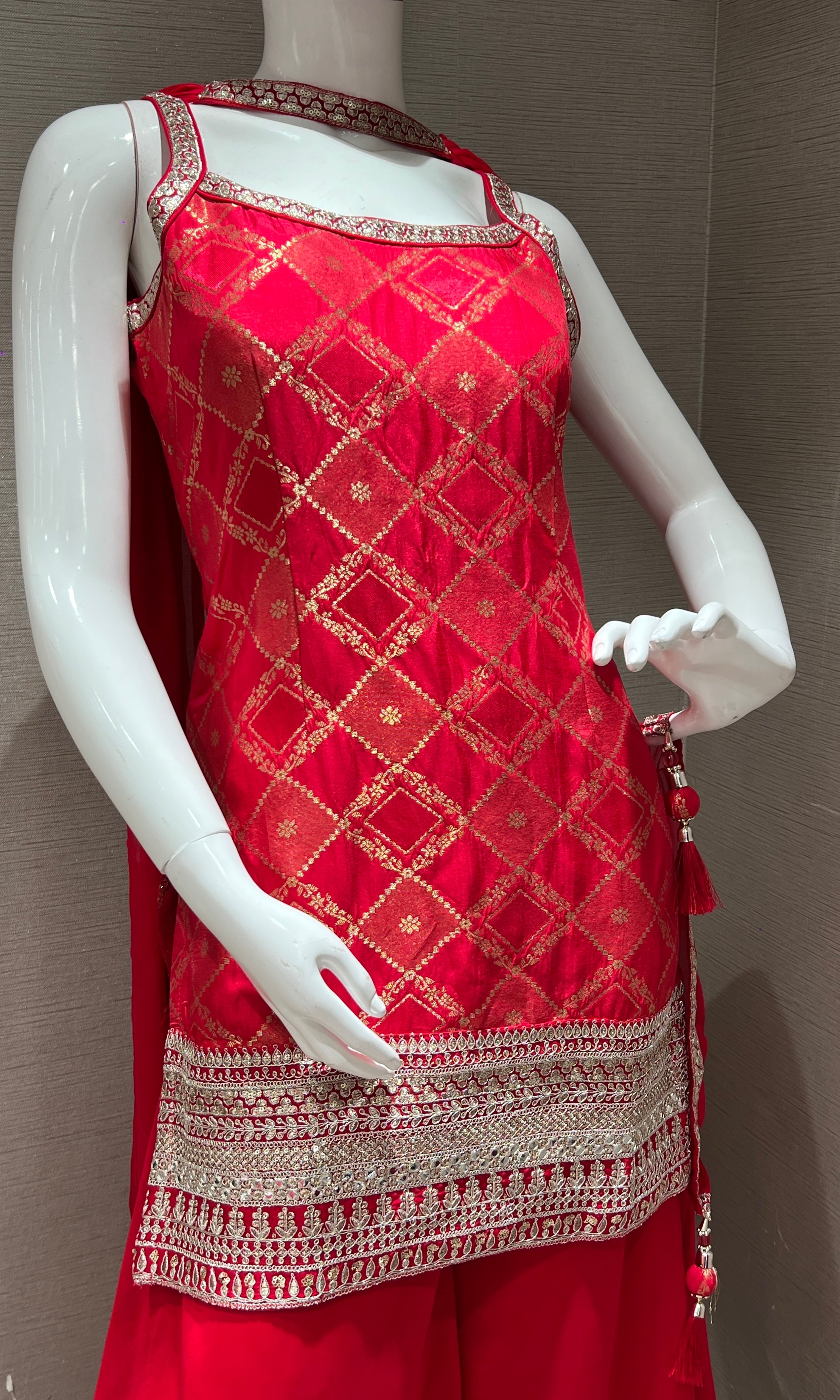 Pink palazzo